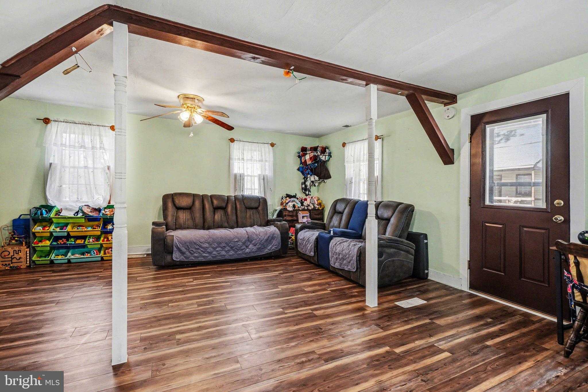 2934 Valley Rd photo 5