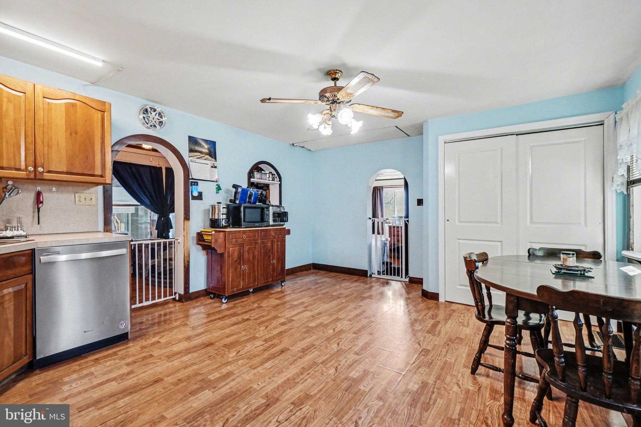 2934 Valley Rd photo 9