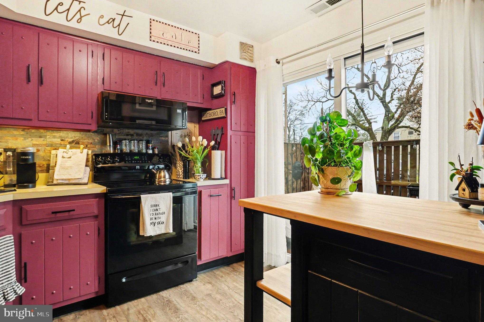 550 N York Rd # 1a photo 10