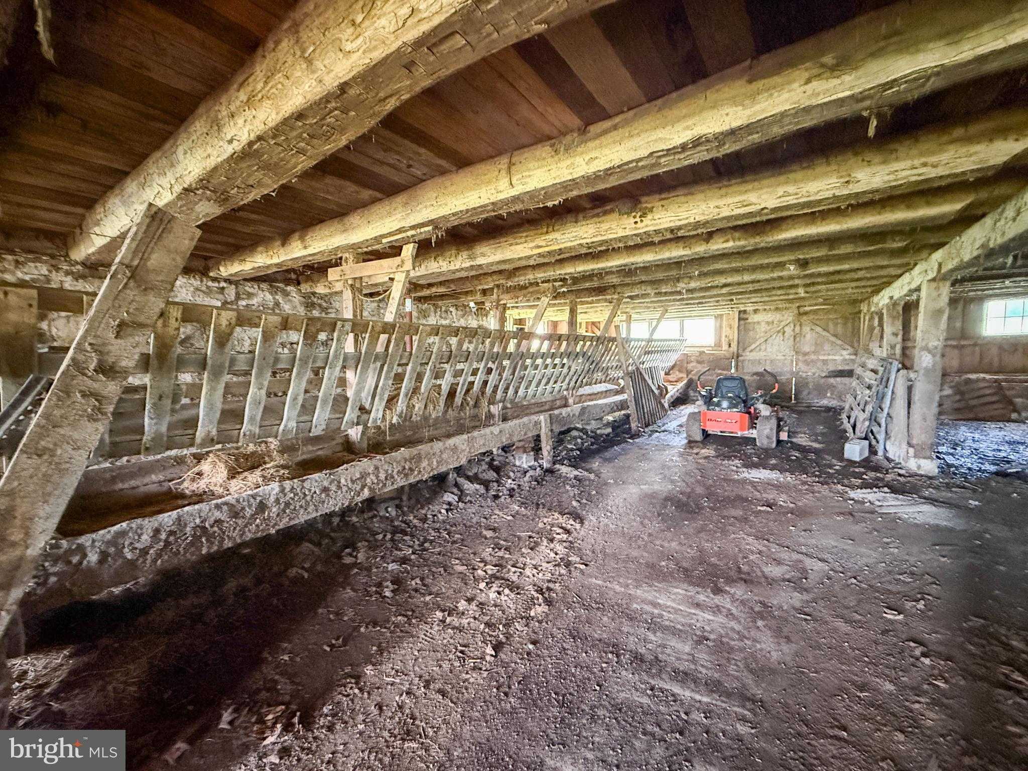 930 Osman Rd photo 39