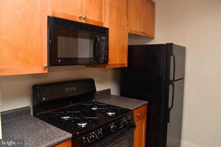 75 S Reynolds St Apt 108 photo 10