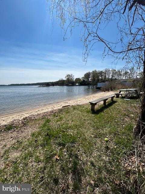 390 Laurel Trl photo 47