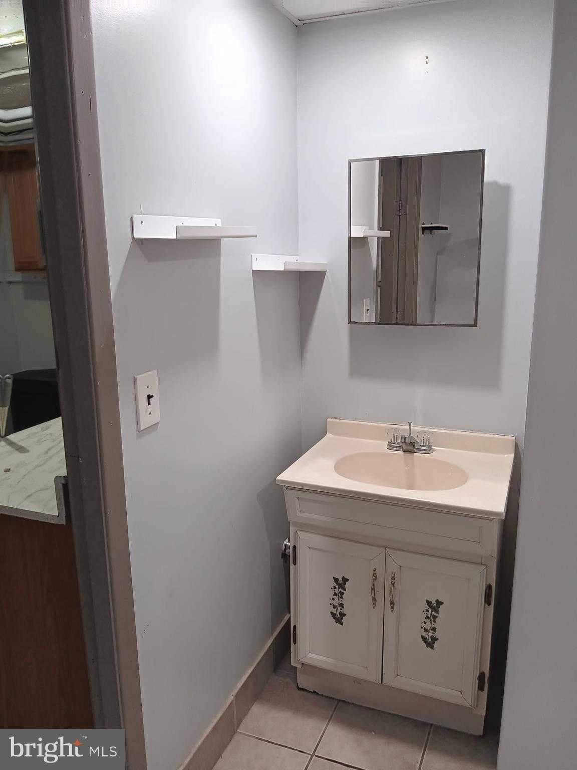 5911 Reach St photo 27