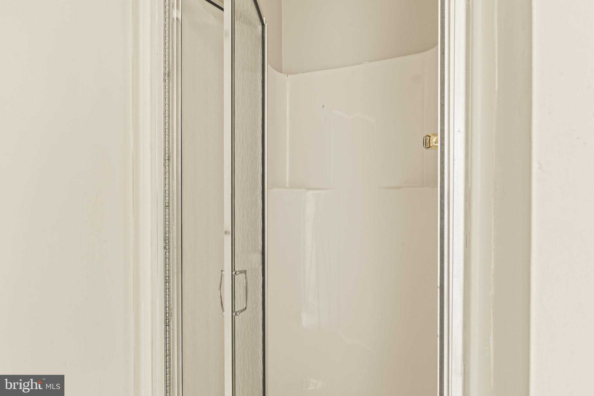 510 Upland St photo 11