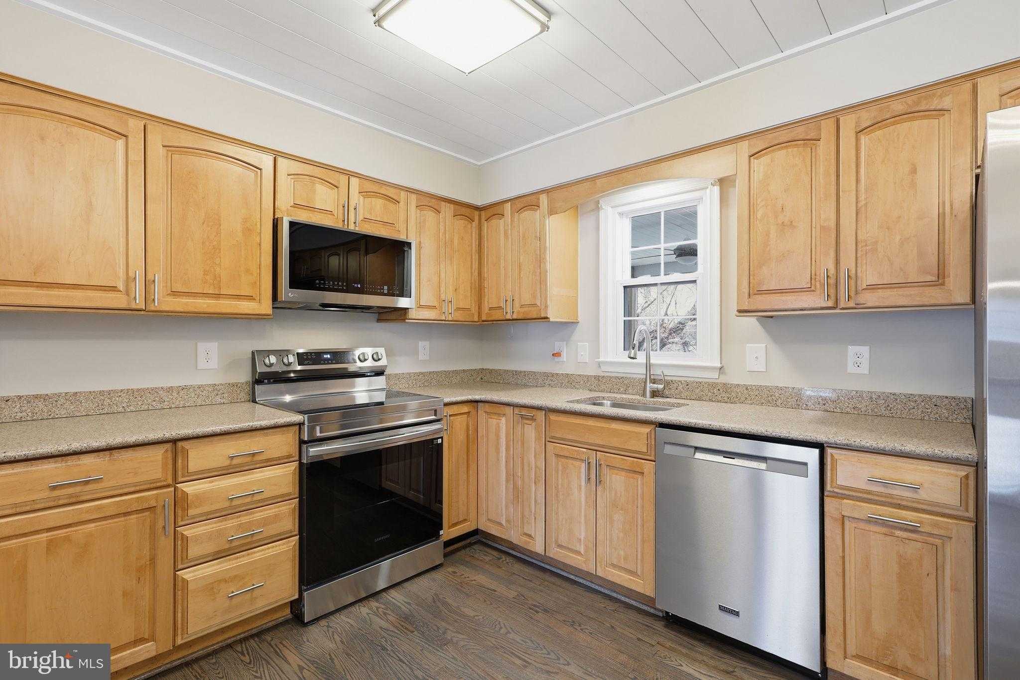 81 Olde Concord Rd photo 4