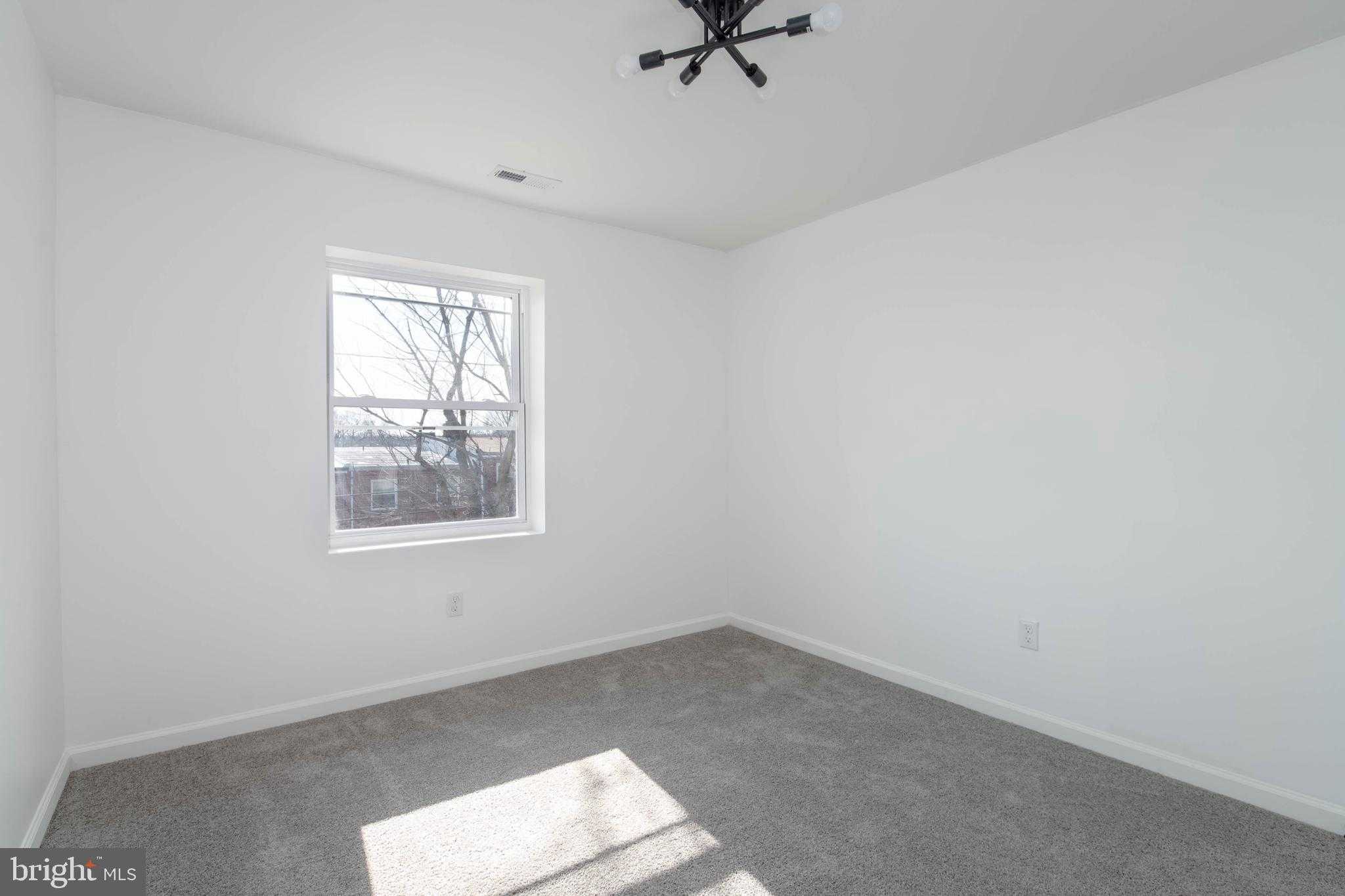 4323 Sheldon Ave photo 26