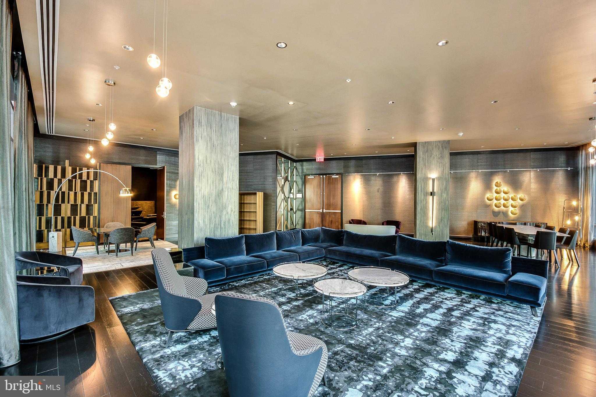 1414 S Penn Sq Unit 10c photo 28