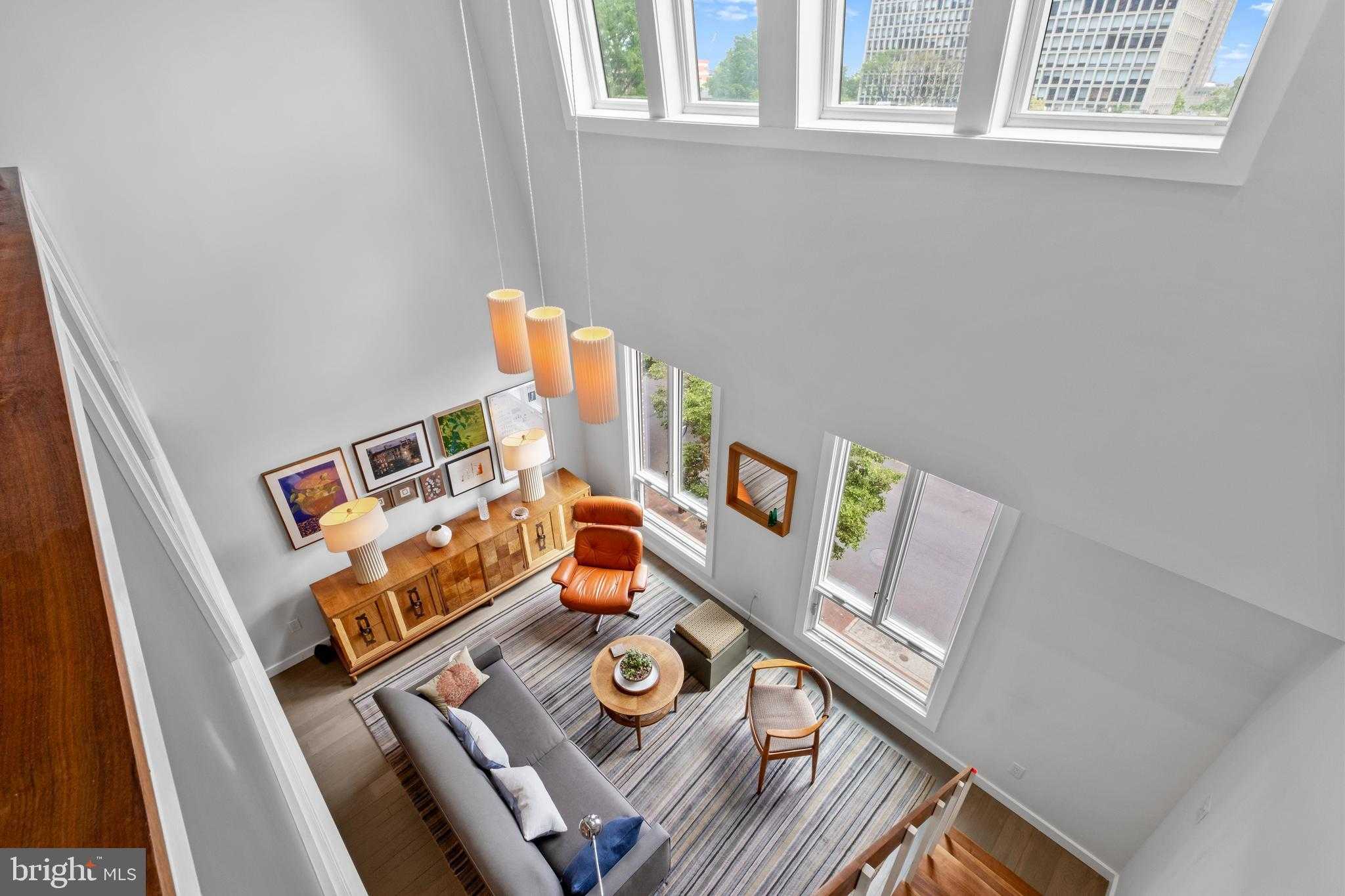 256 S 3rd St photo 35