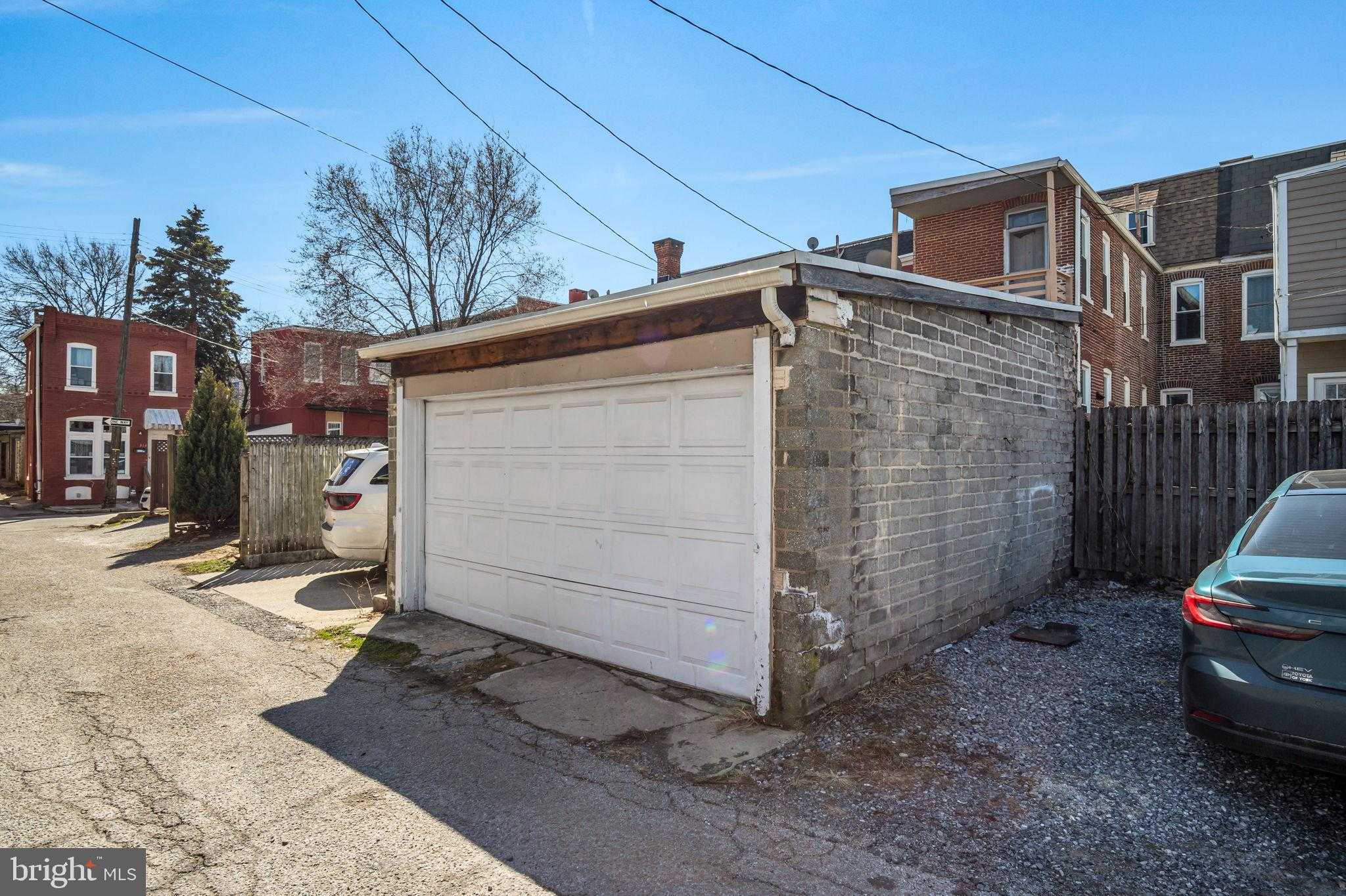 117 S Pine St photo 29