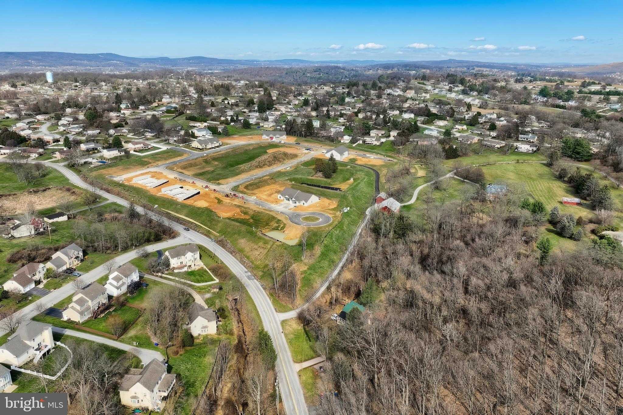 905 Chambers Rd photo 60