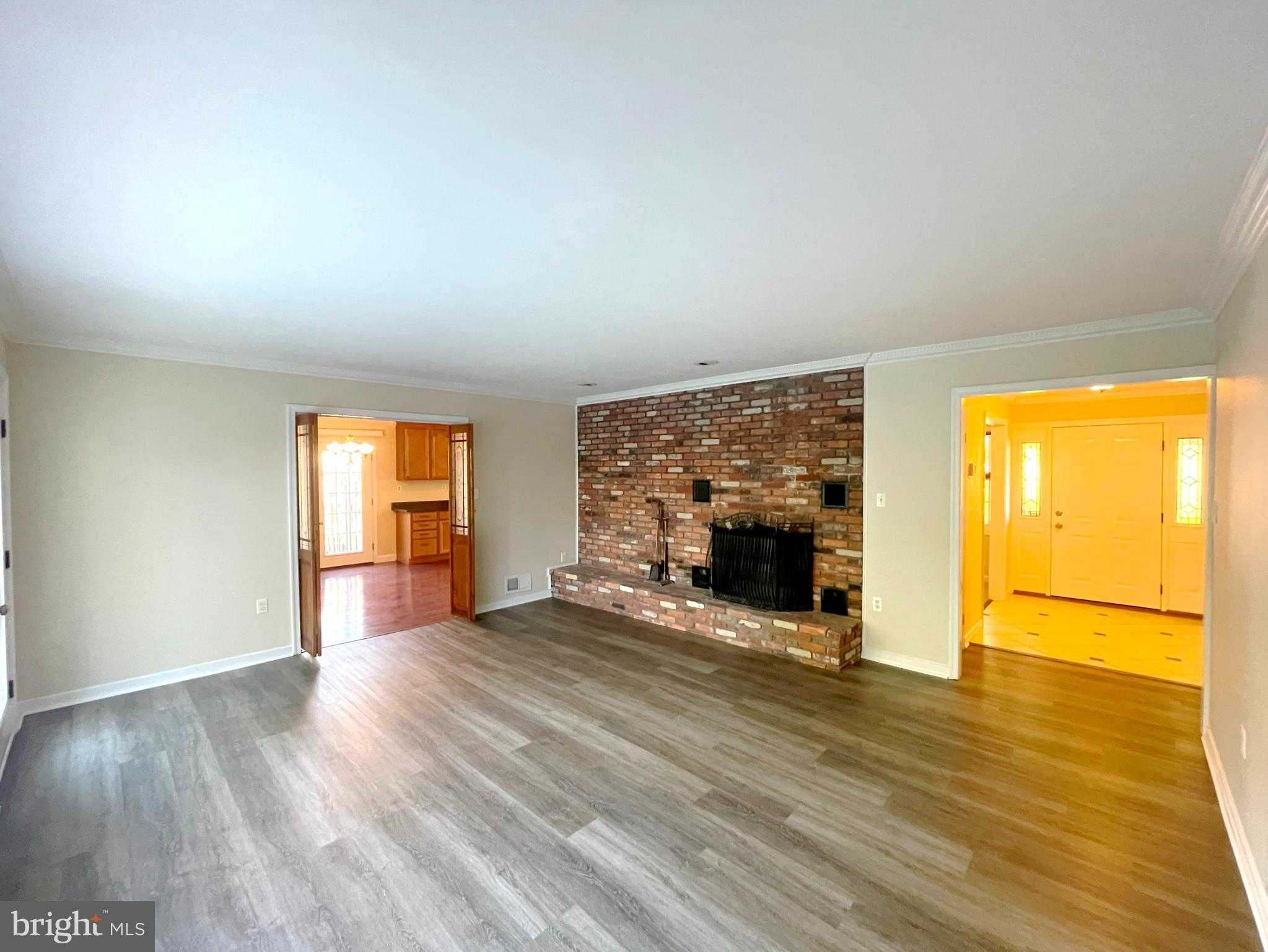 11717 Rivershore Dr photo 3