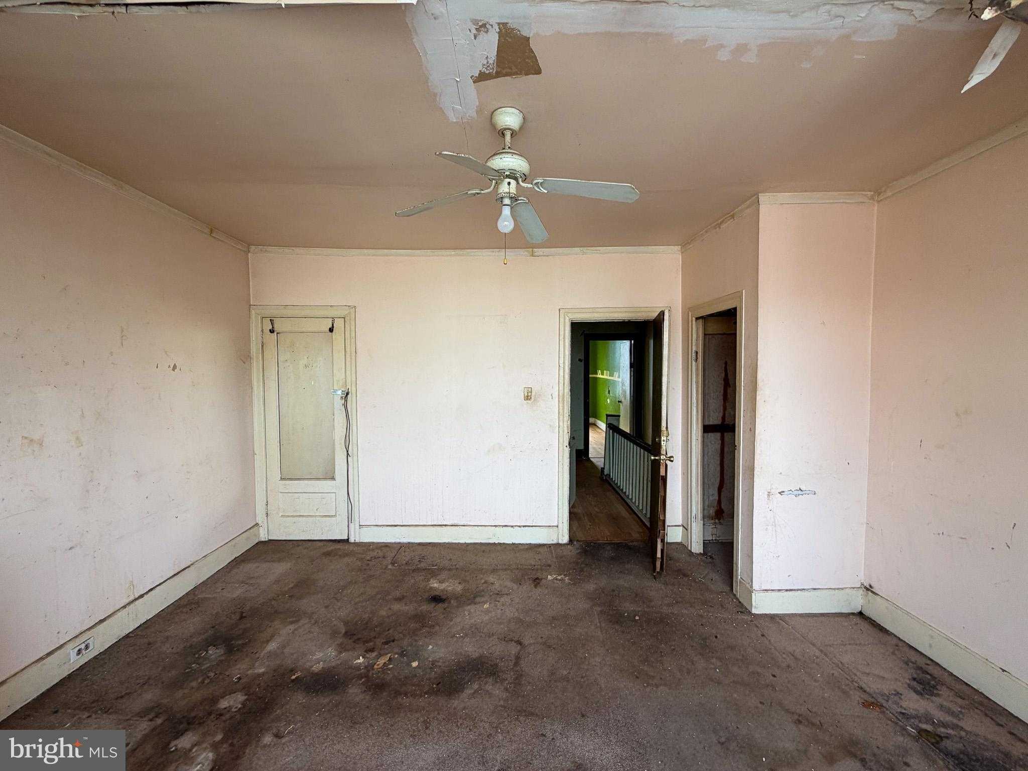 5912 Locust St photo 22