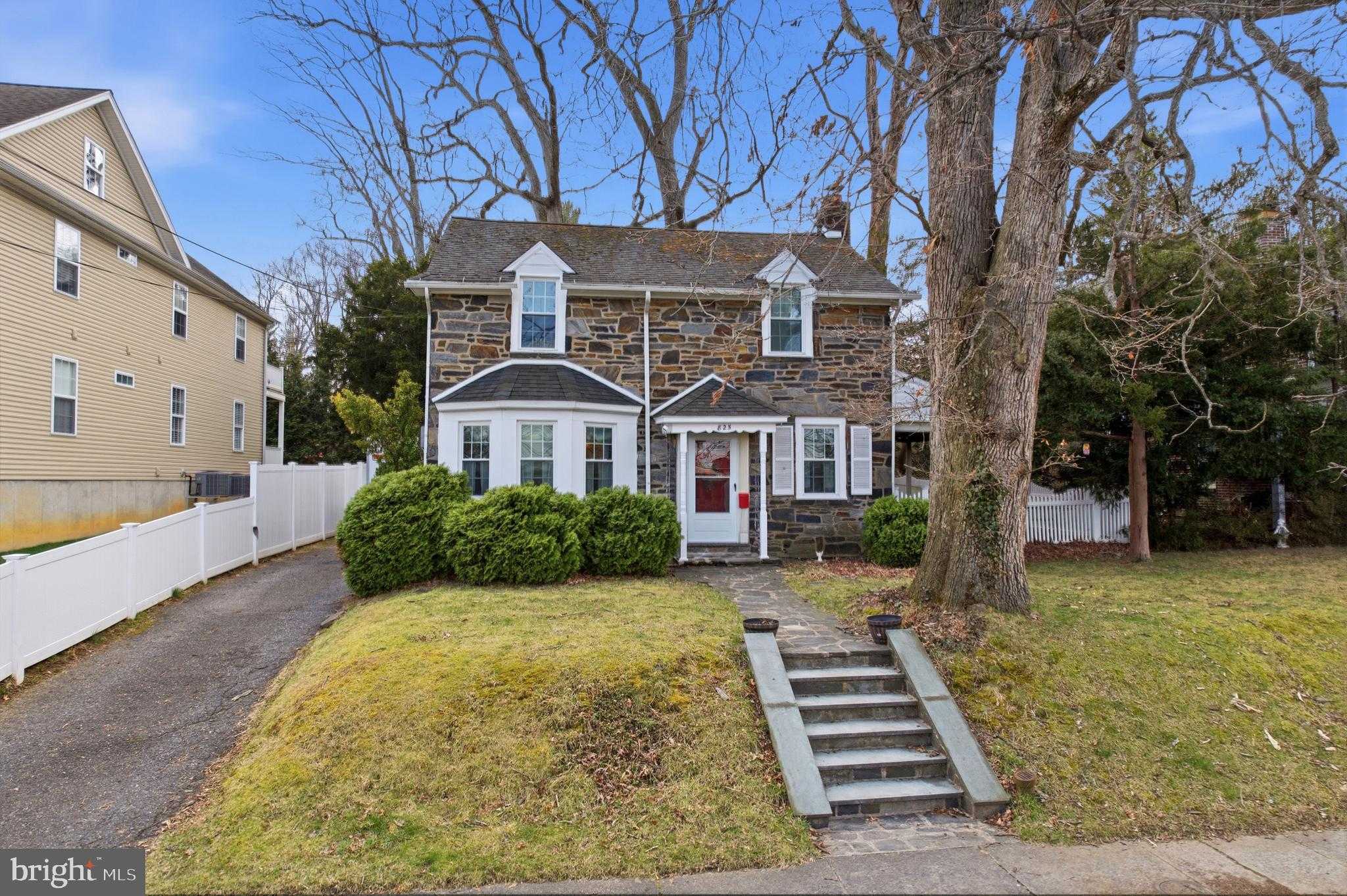 825 N Jackson St, Media