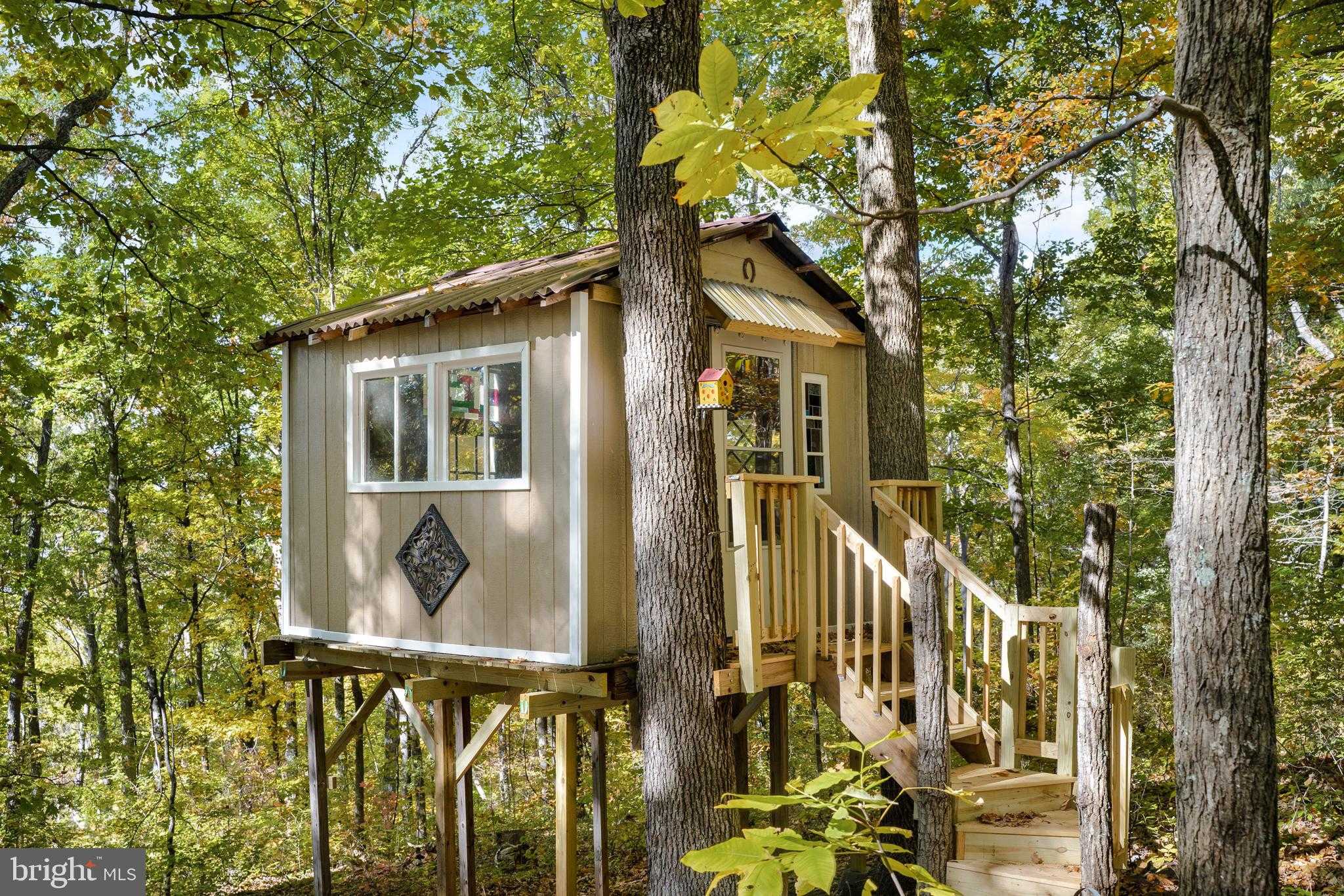 698 Valley View Rd photo 43