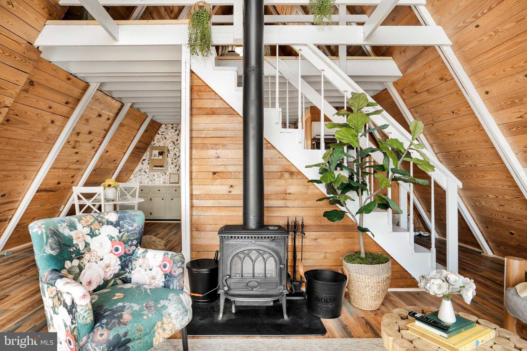 698 Valley View Rd photo 7