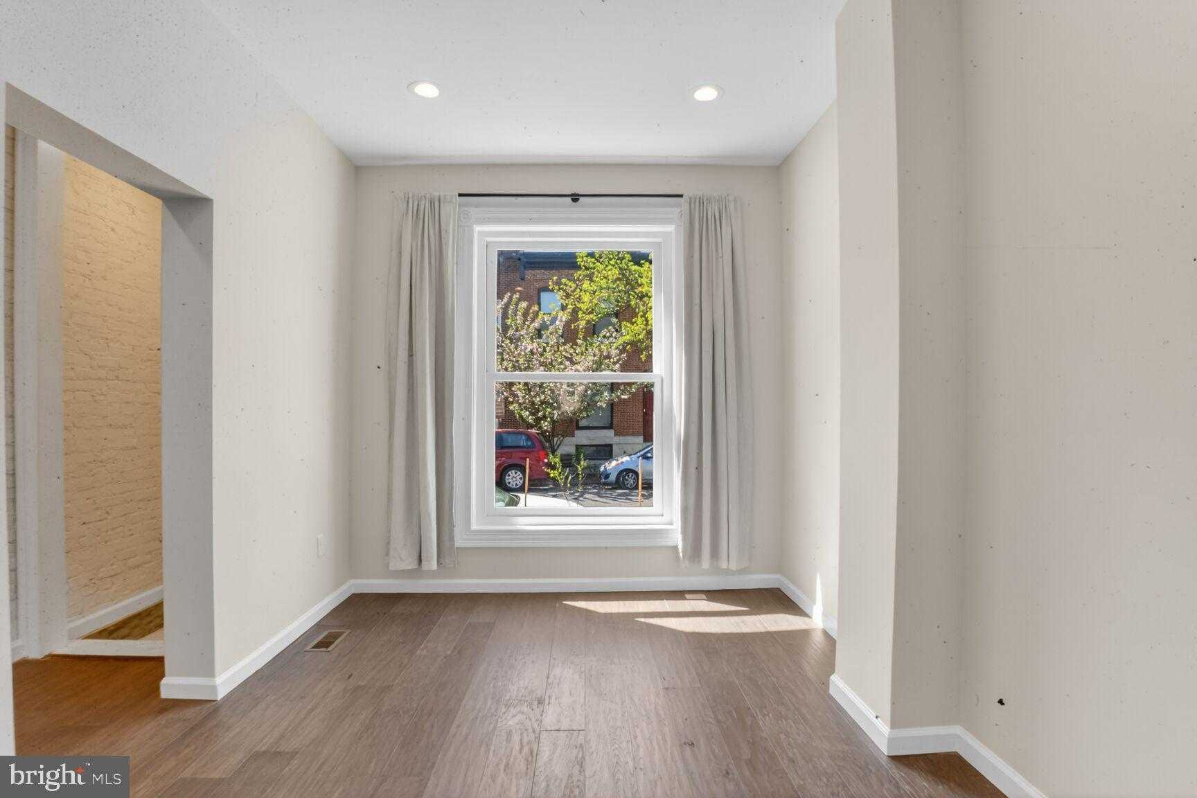 25 N Ellwood Ave photo 6