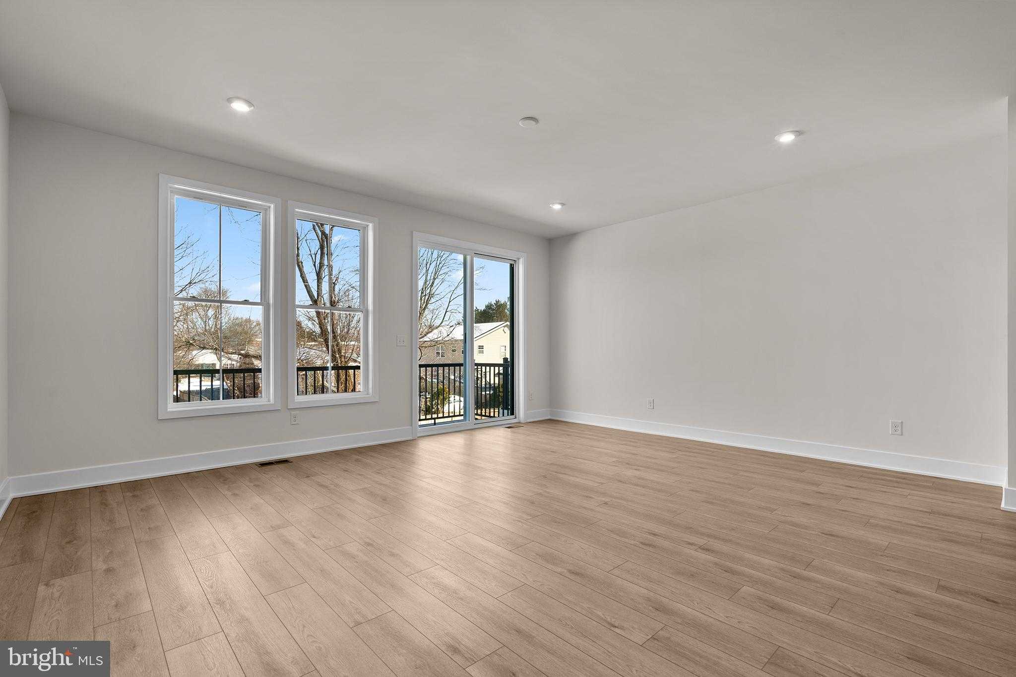 9751 Grant Ave photo 16