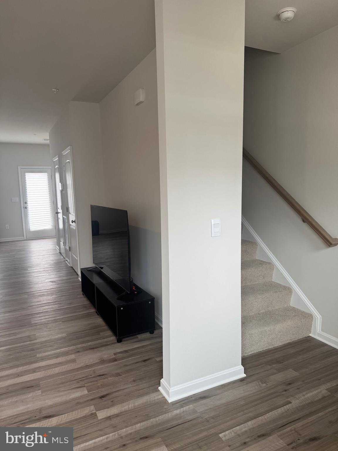 103 Riverwalk Ter photo 8