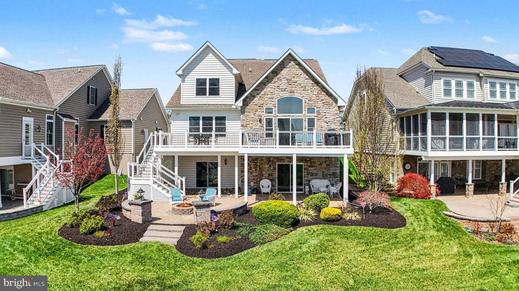 531 Risen Star CT photo 4