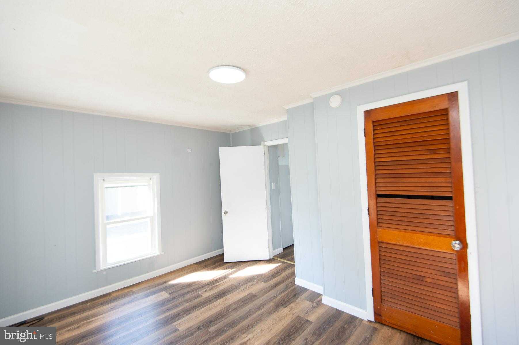 309 Maryland Ave photo 13