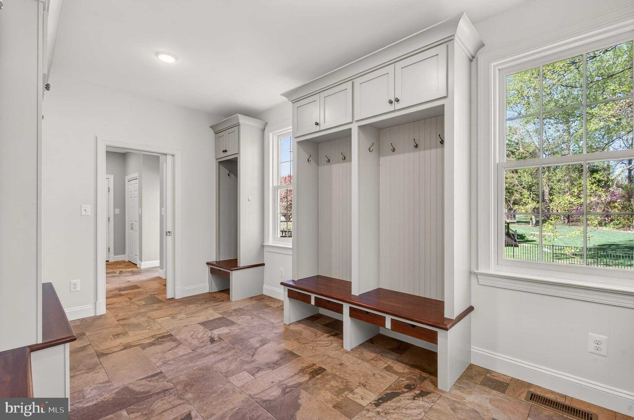 6488 Lake Meadow Dr photo 35