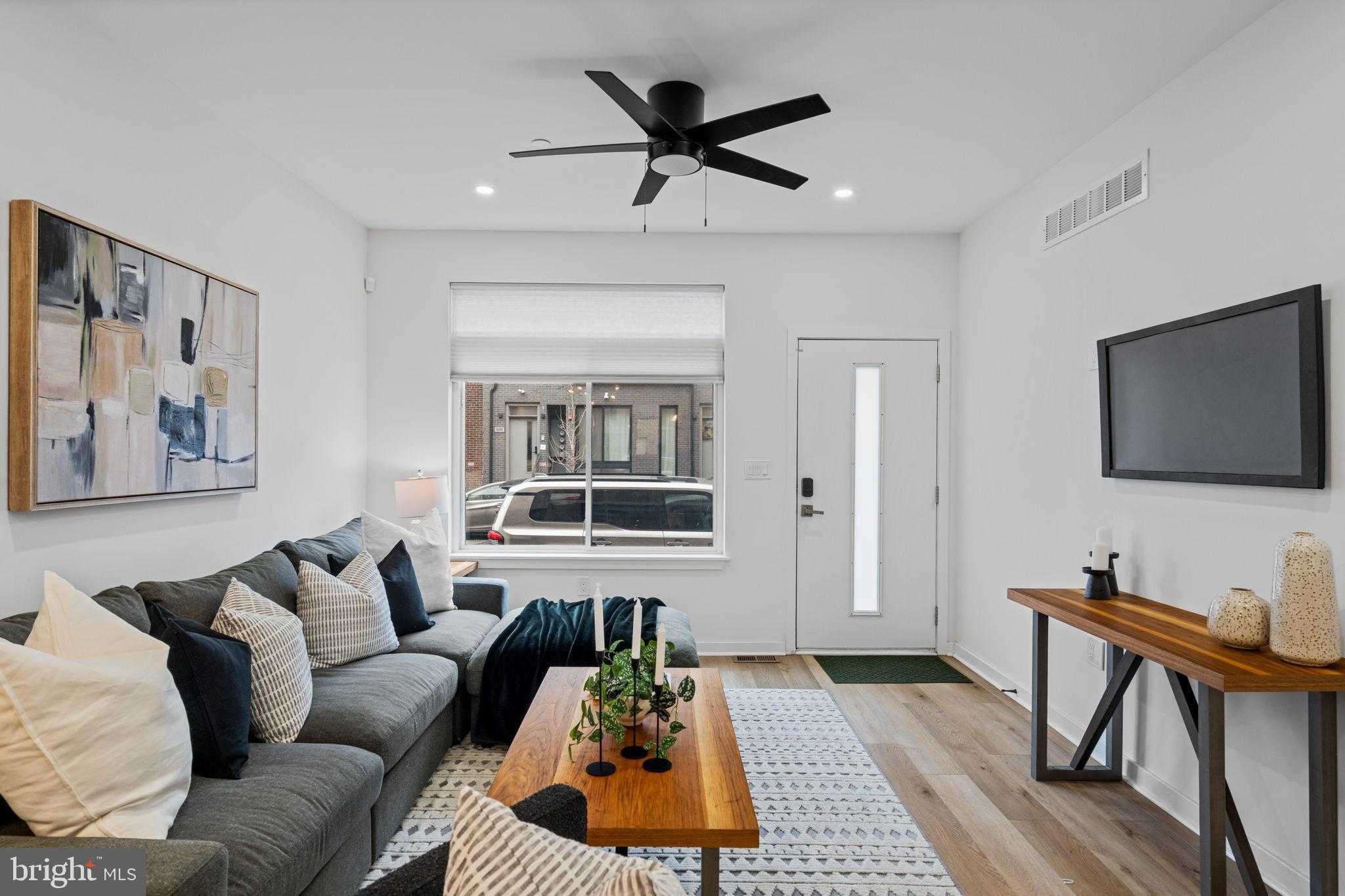 1611 Germantown Ave photo 2