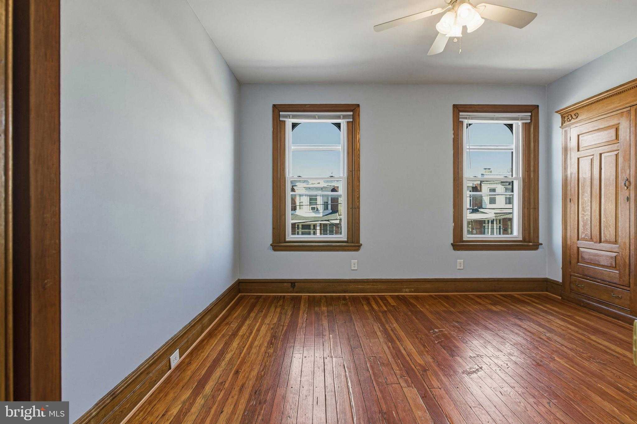 649 N 53rd St photo 33