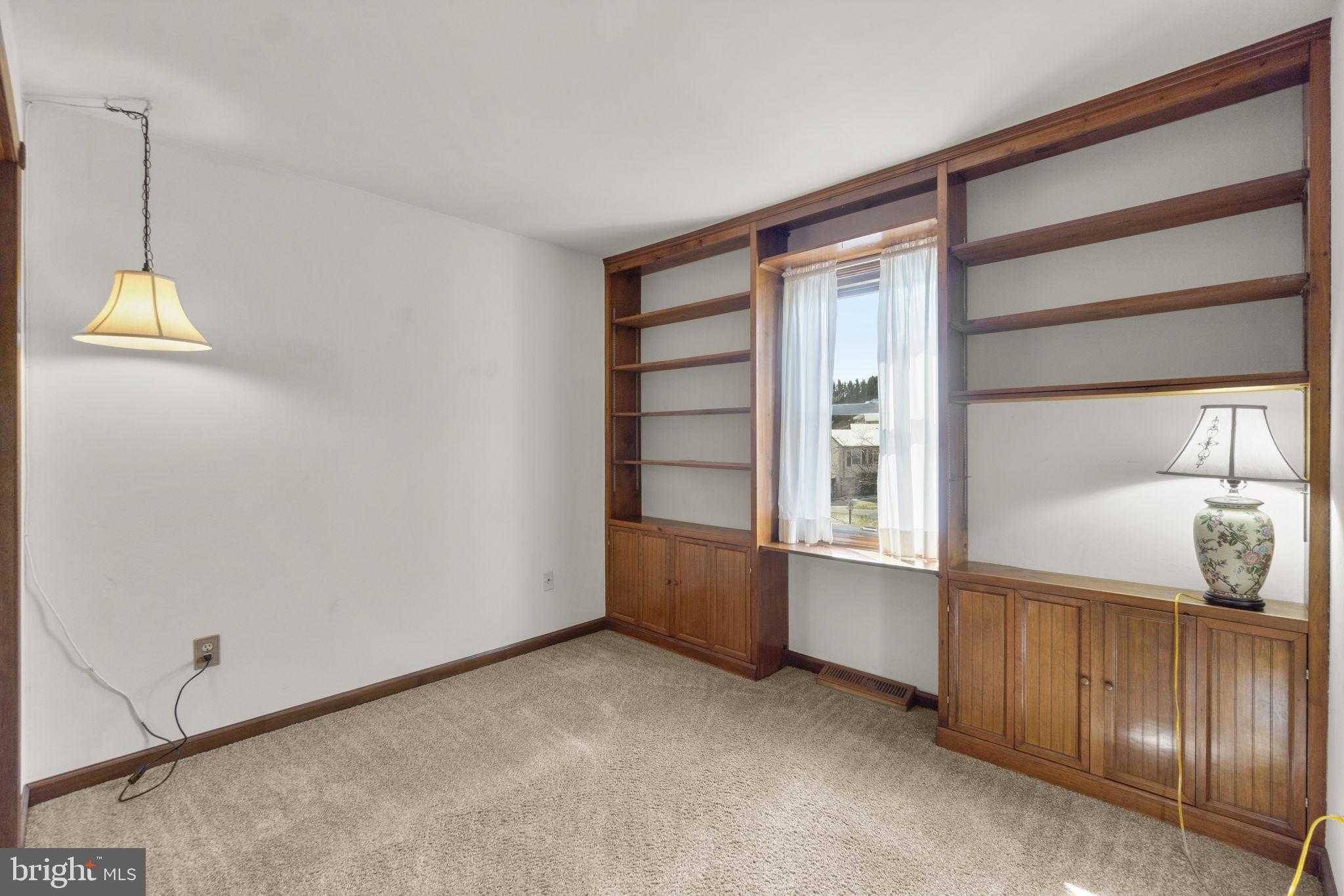 2916 Tulip Way photo 14