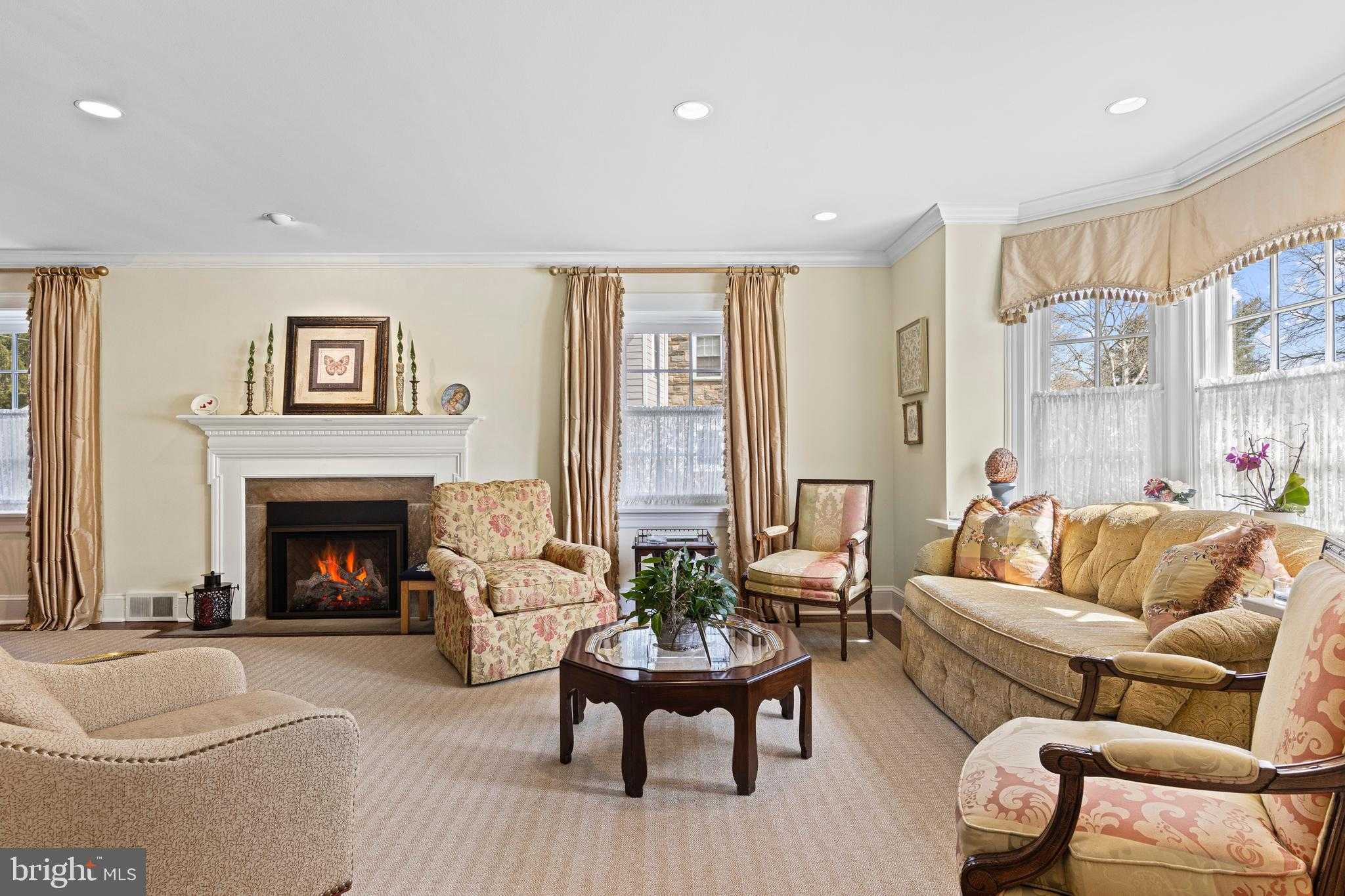 8 Cedarbrook Rd photo 4