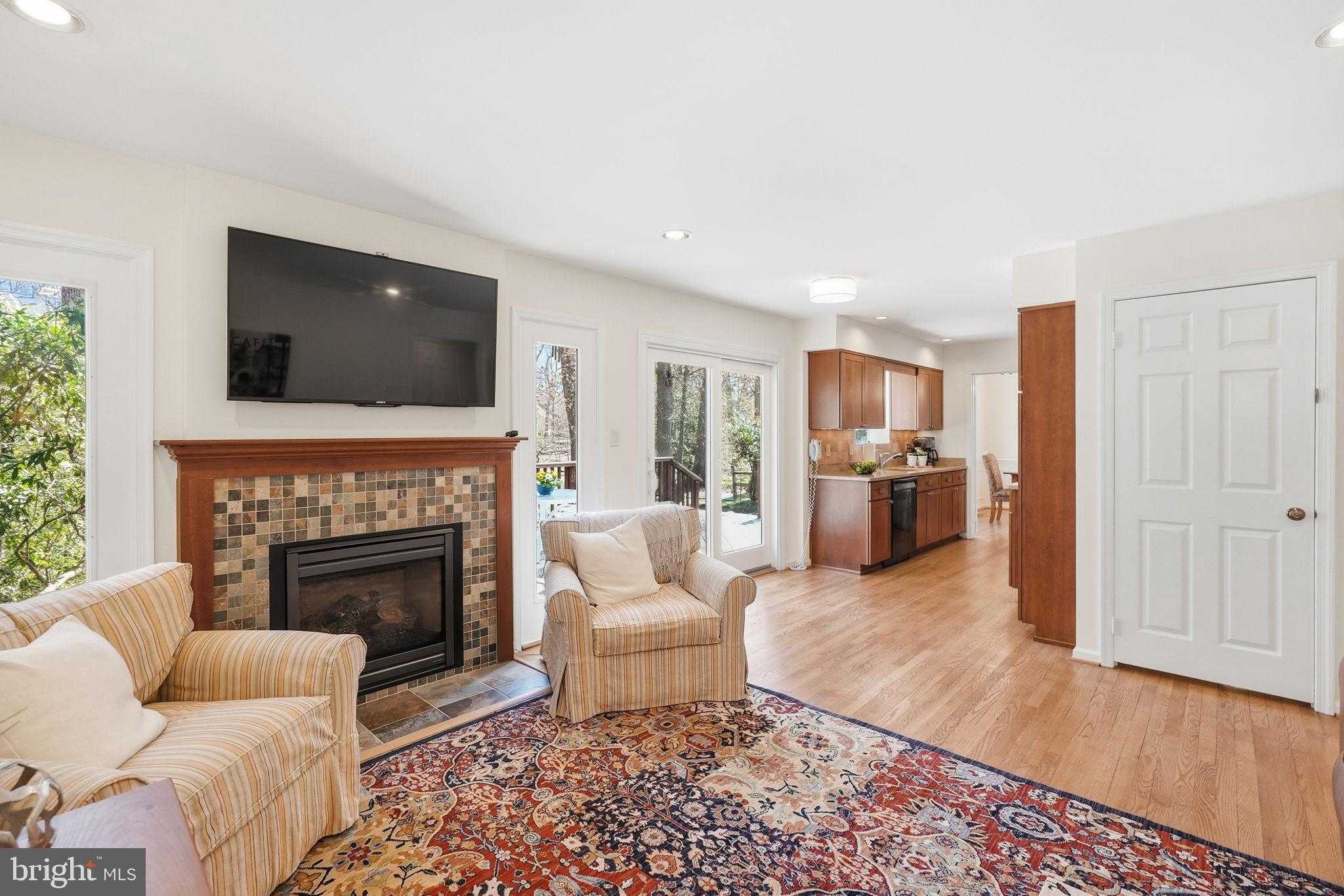 14609 Pebble Hill Ln photo 10