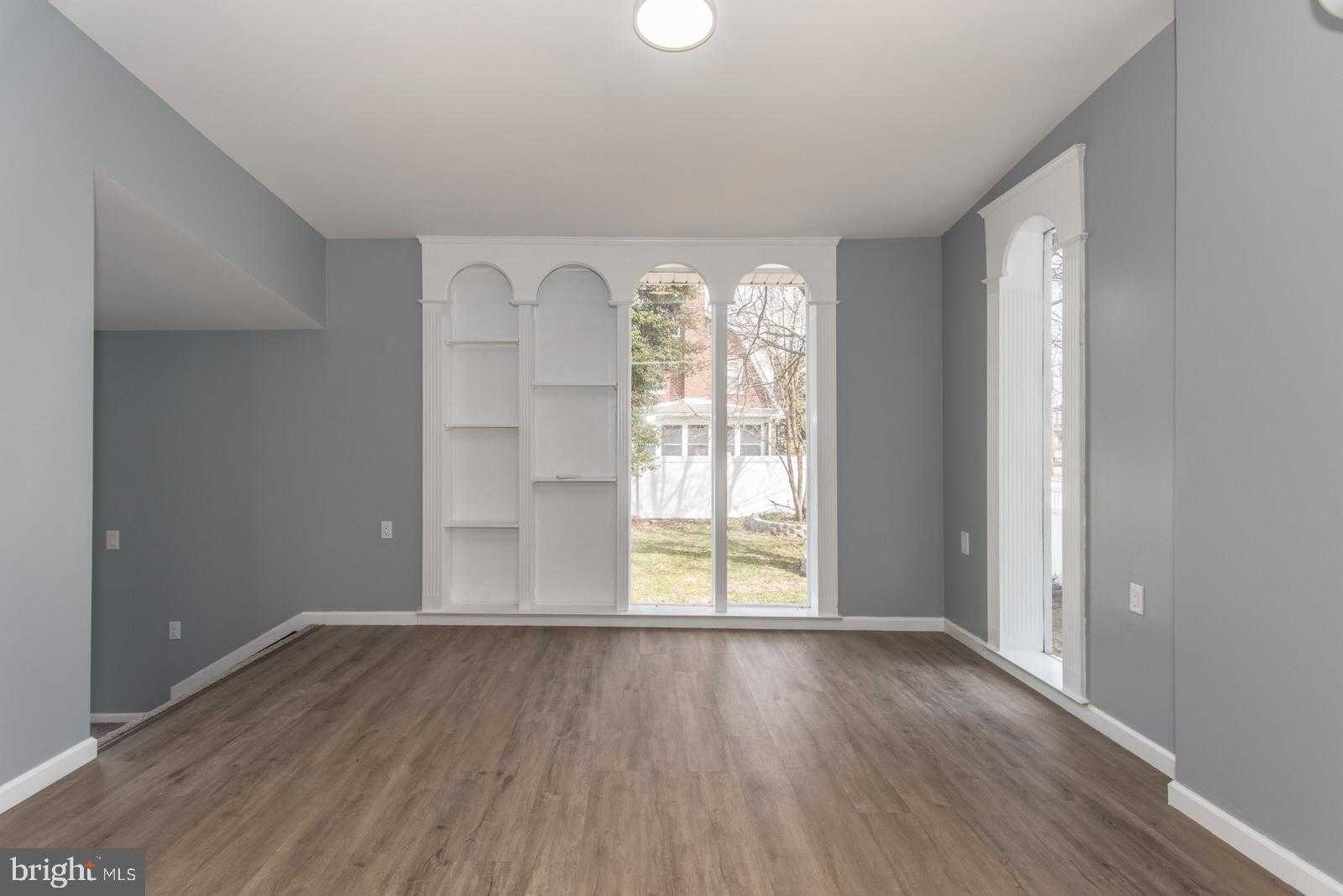 7105 N Radcliffe St photo 17