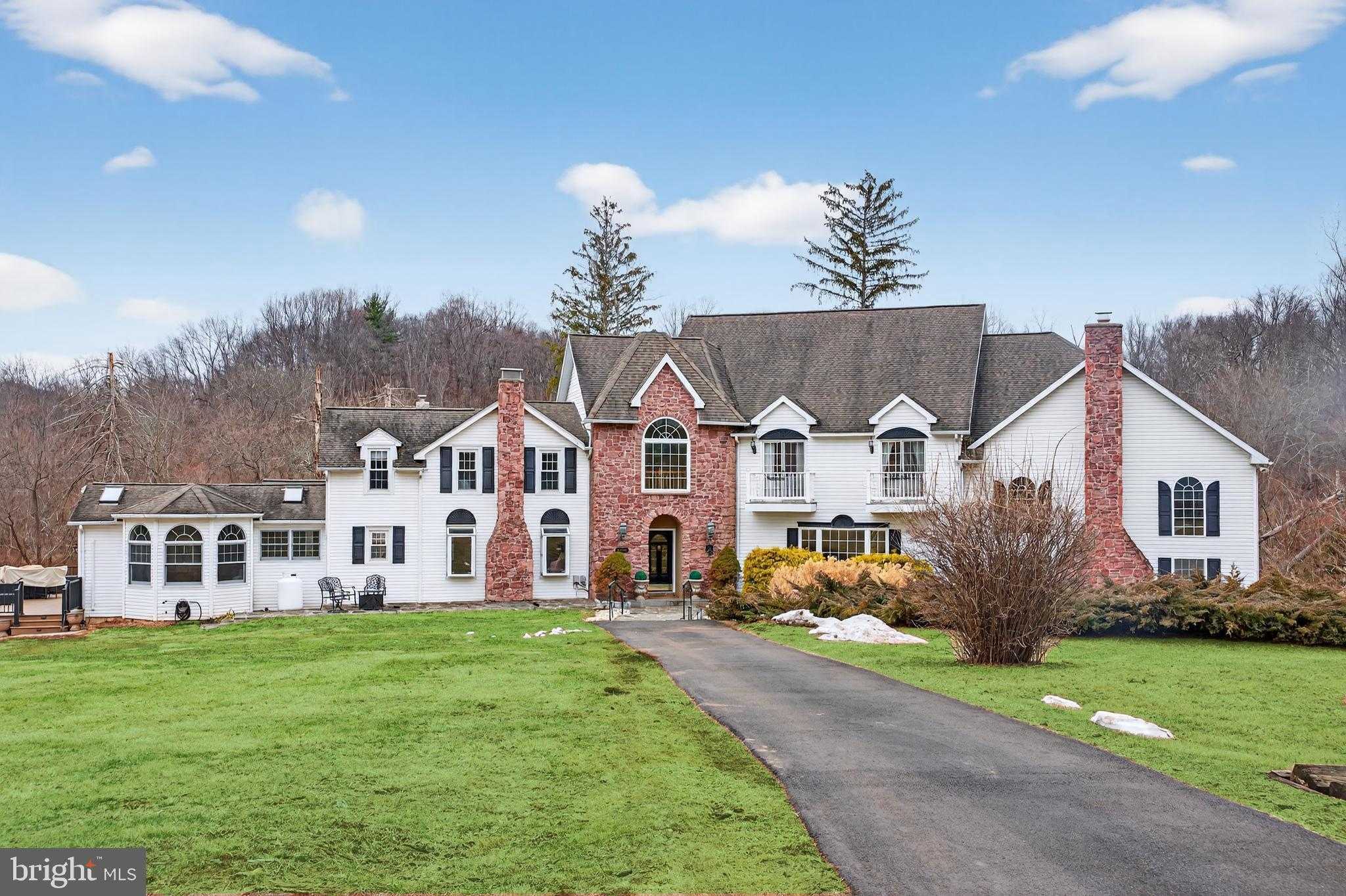 1931 Temple Rd, Pottstown