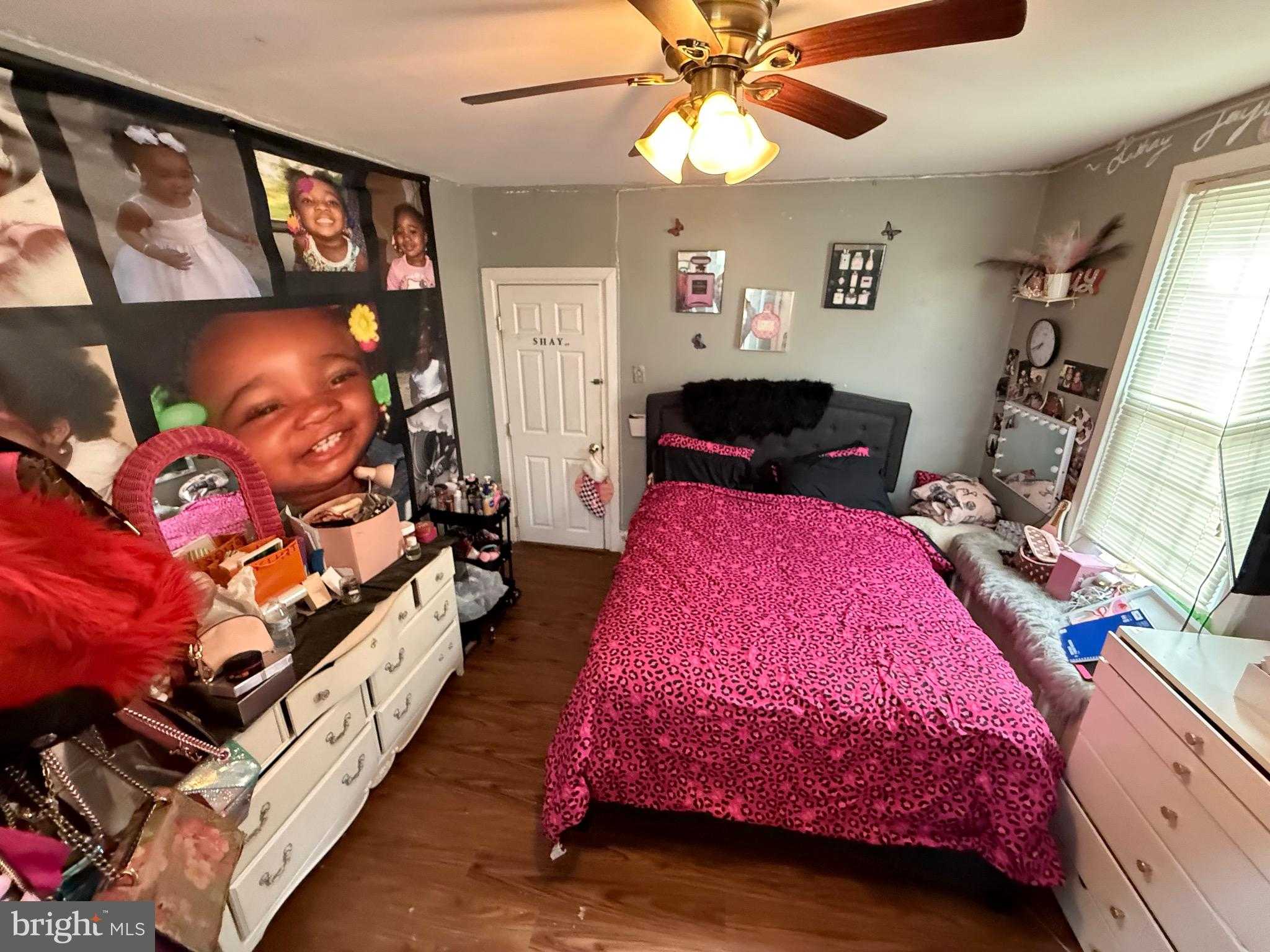 5627 Arlington St photo 13