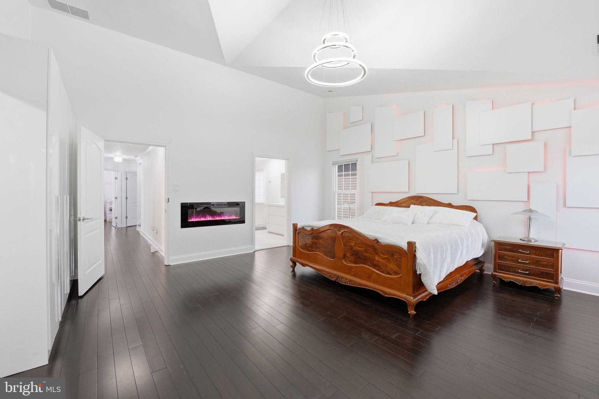 1628 Great Falls St photo 25