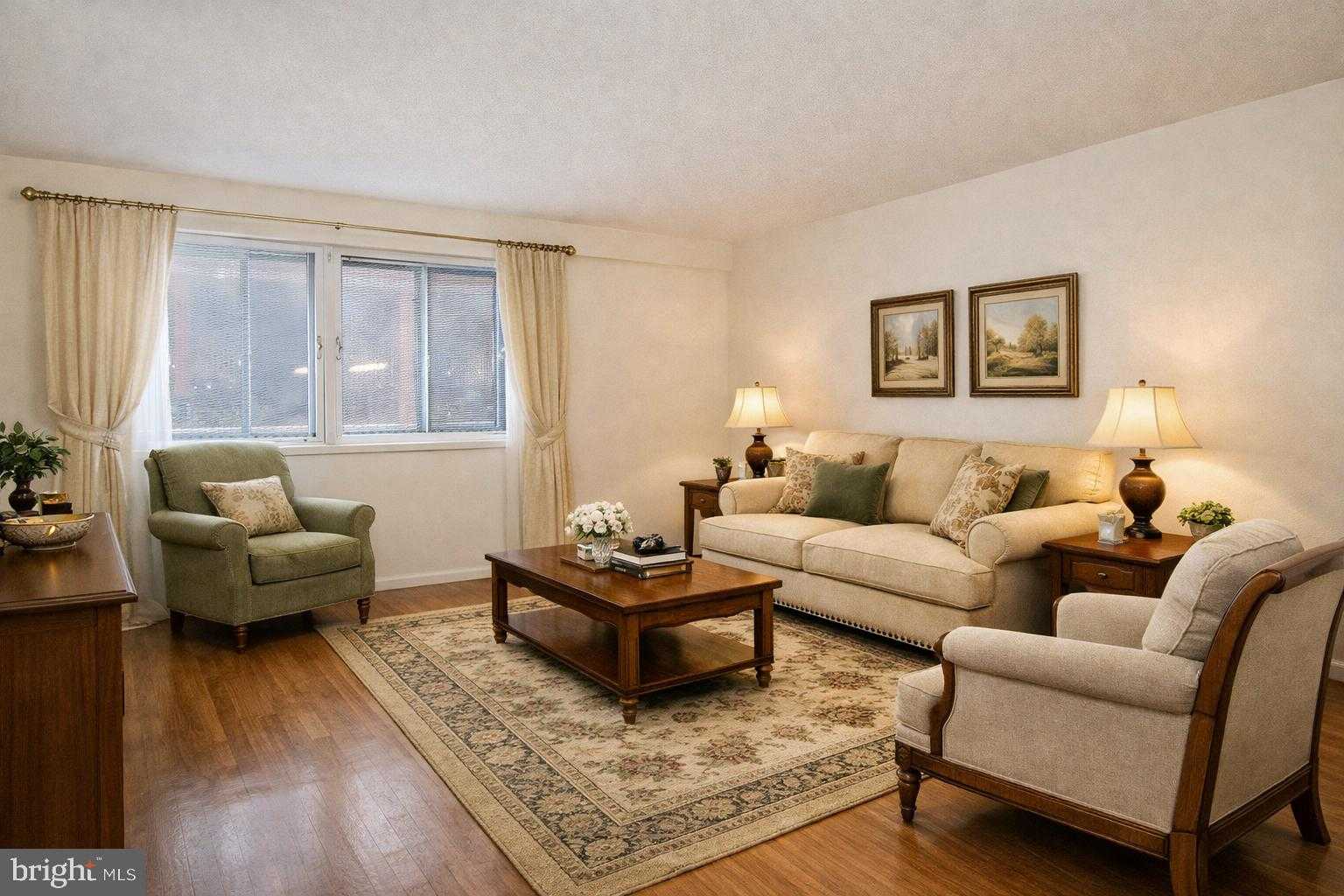 4629 Kingsessing Ave photo 2