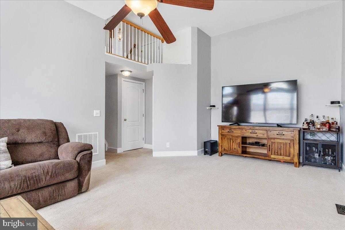 9931 Stephanie Ln photo 19