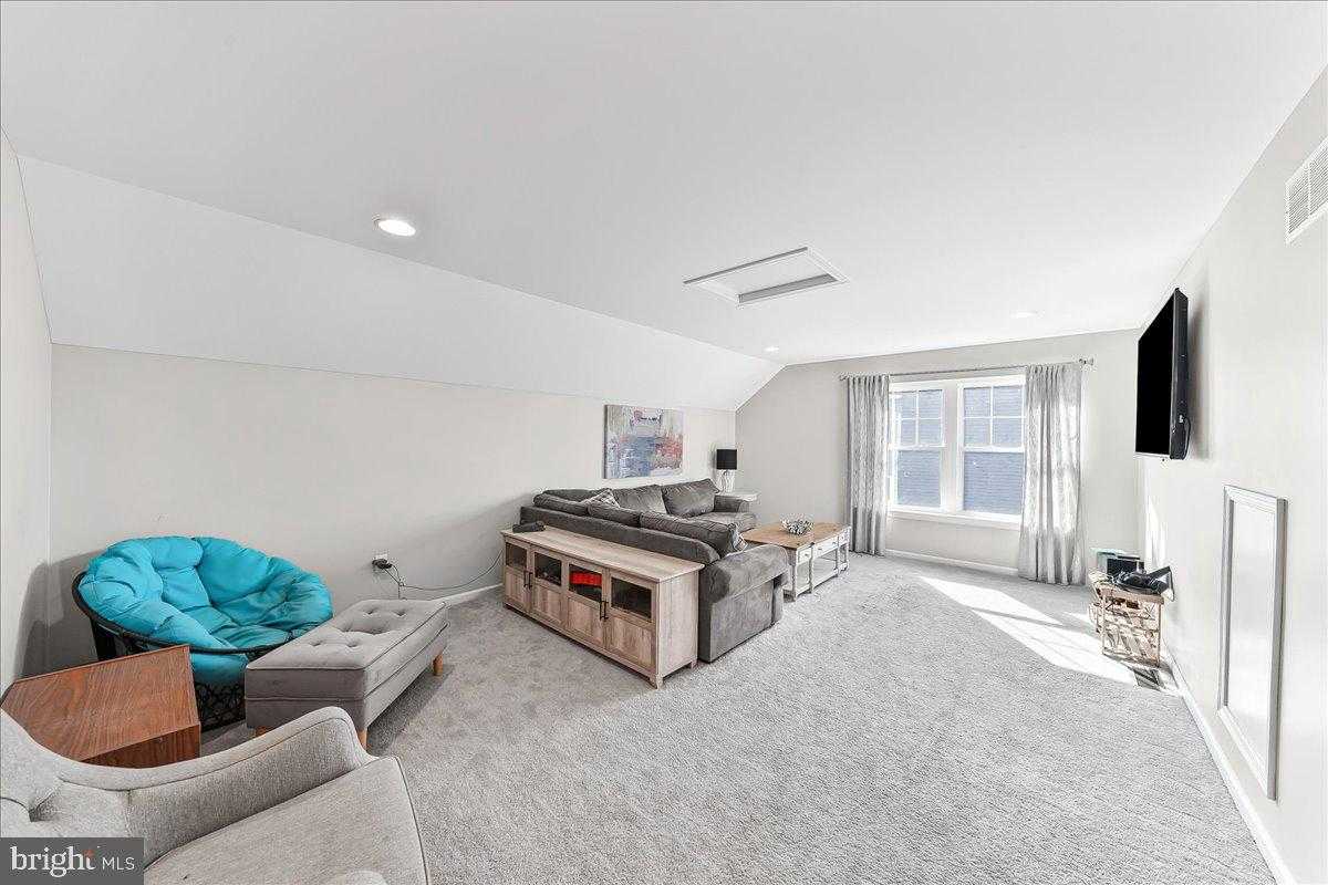 320 Greenwood Dr photo 20