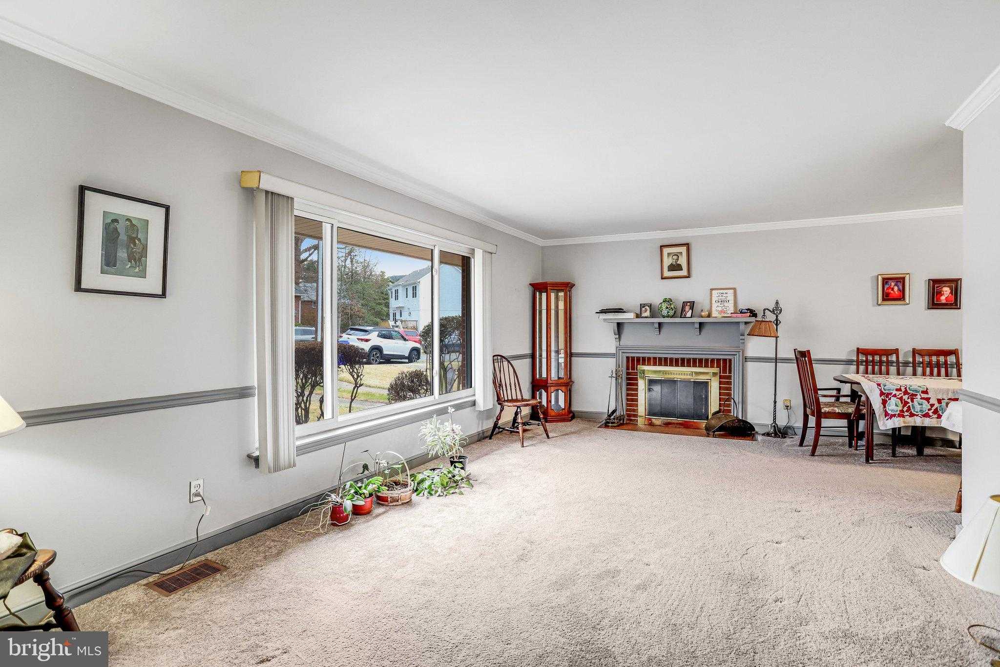 2118 N Huntington St photo 6