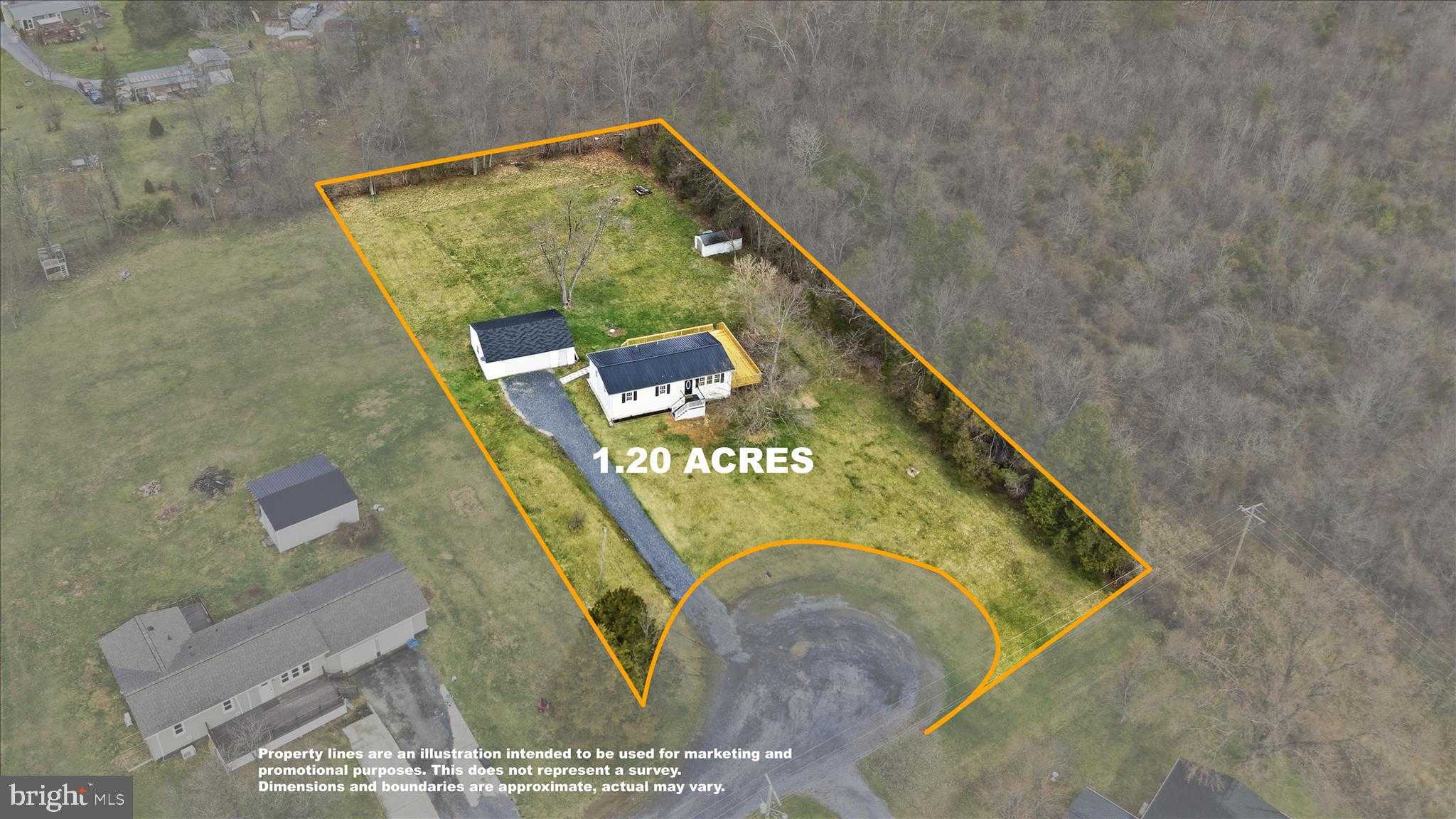 361 Cedar Dr photo 3