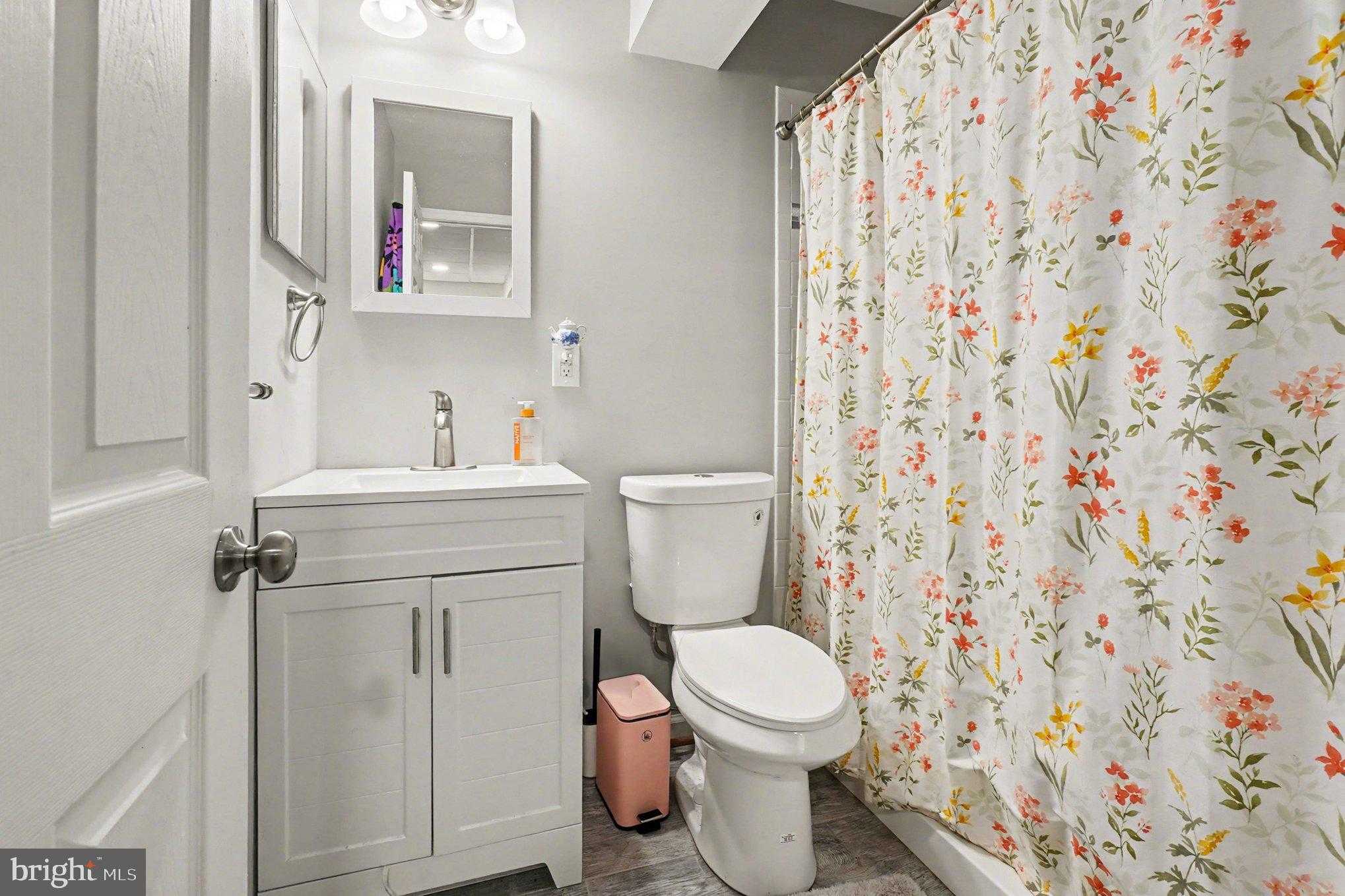 43 Oak Crest CT photo 27