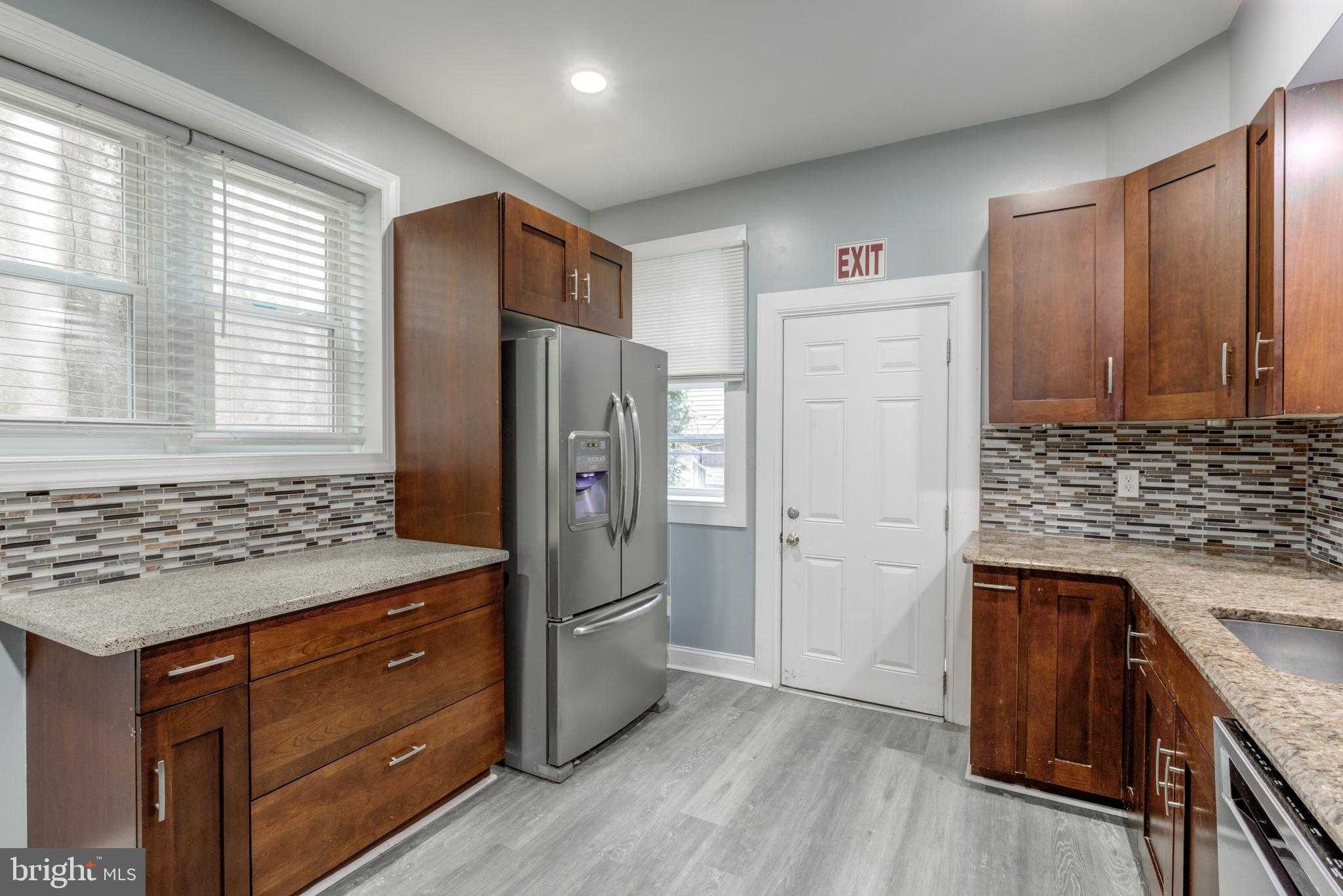 5839 Christian St photo 7