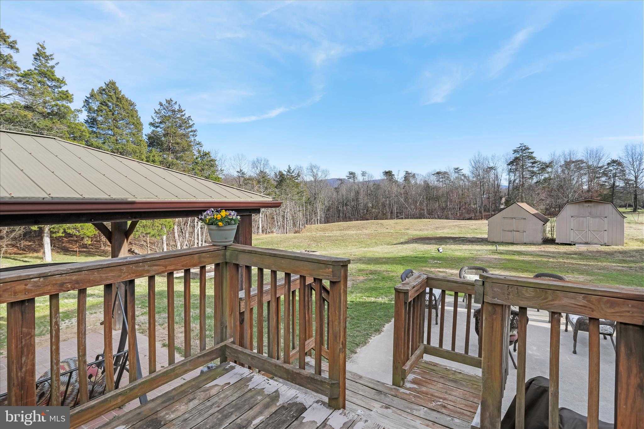 1832 Ridgeway Rd photo 43