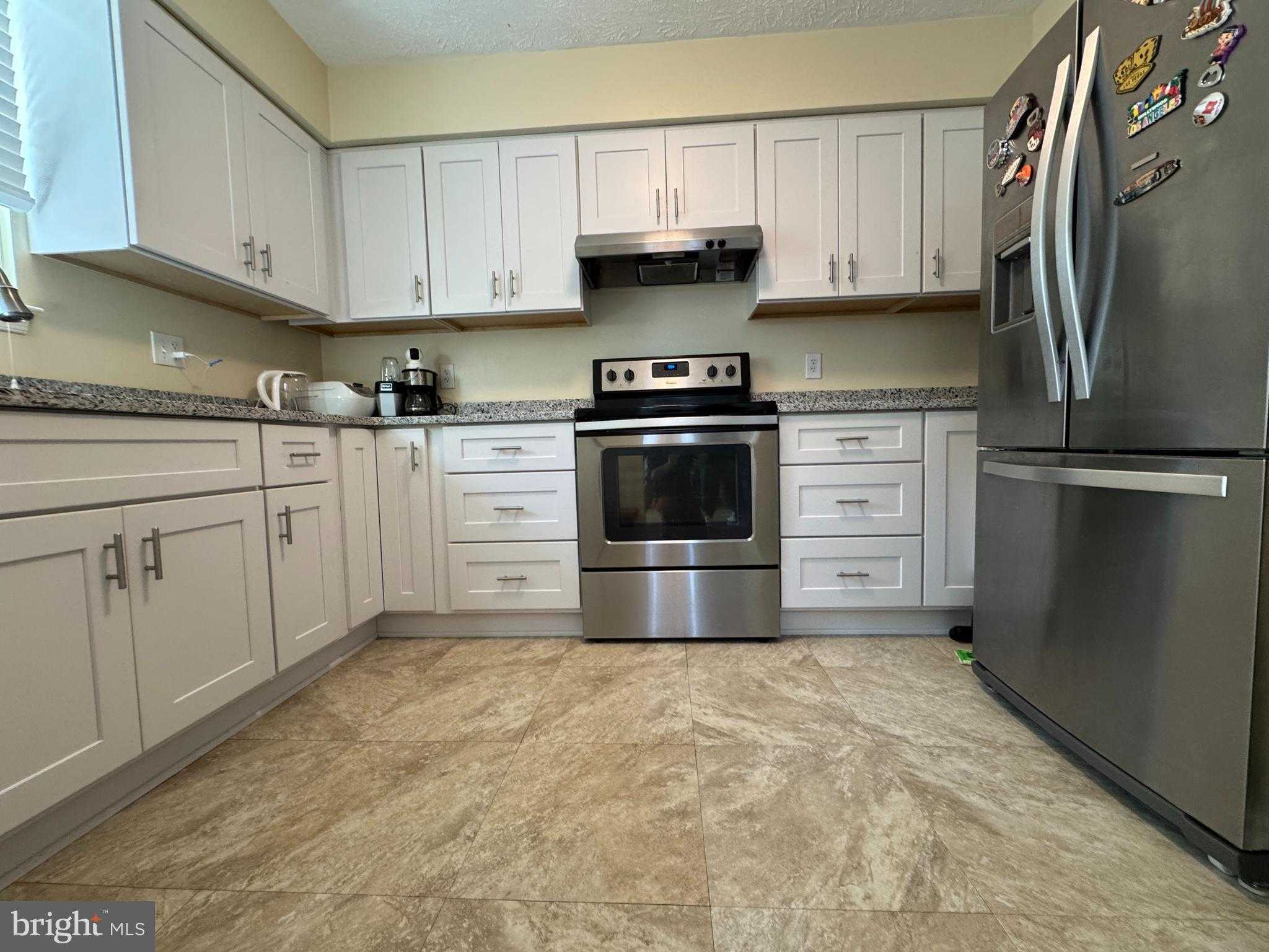 7761 Wolford Way photo 3