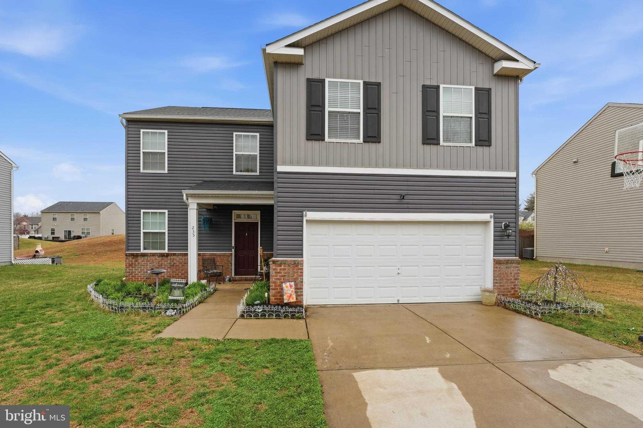 235 Daliah Way, Orange