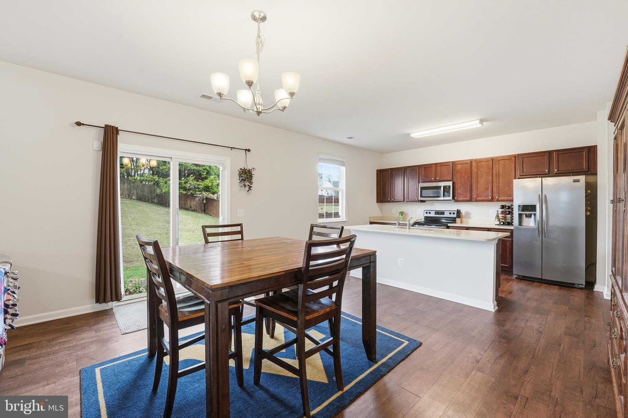 235 Daliah Way photo 14