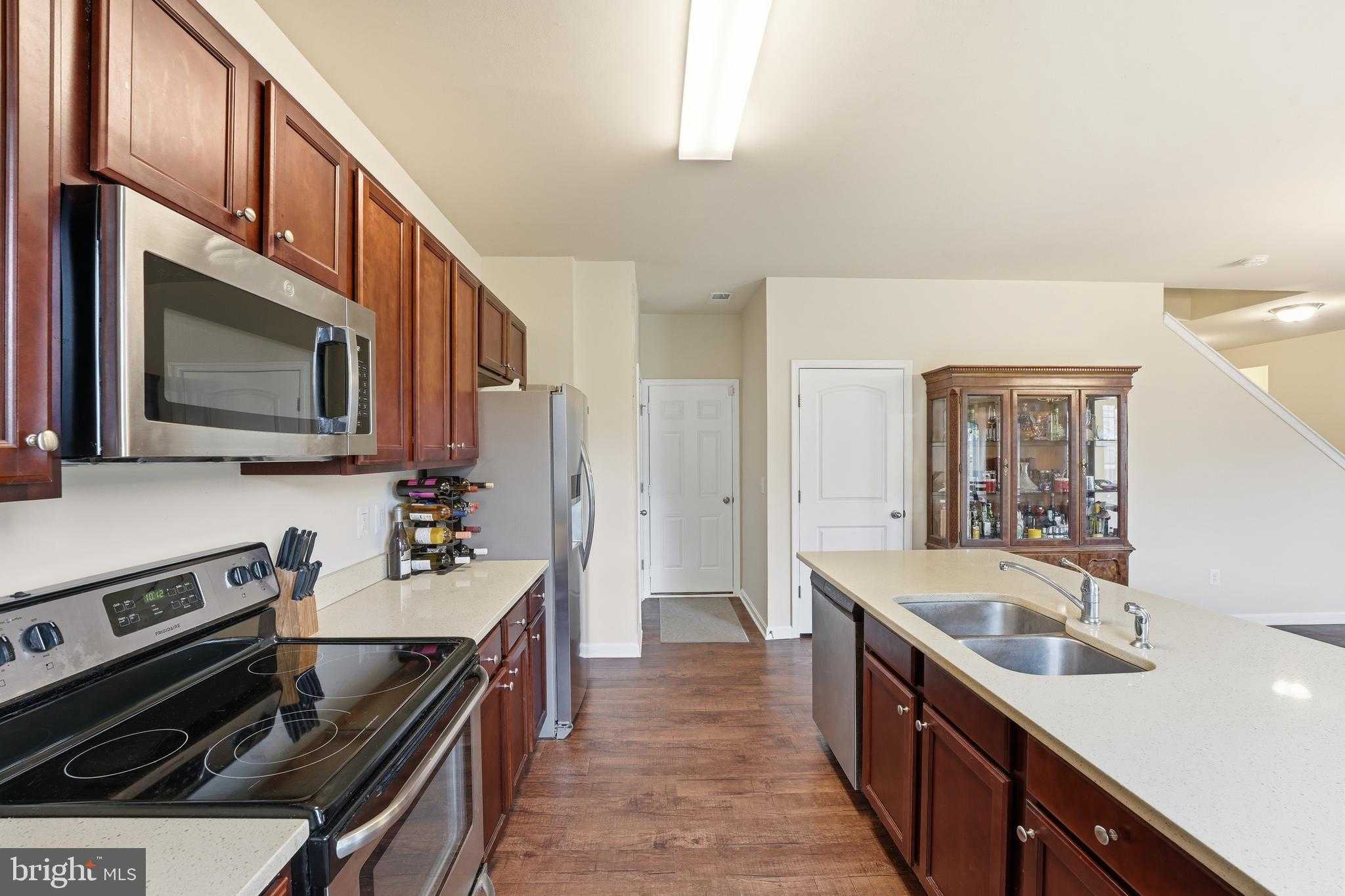 235 Daliah Way photo 16