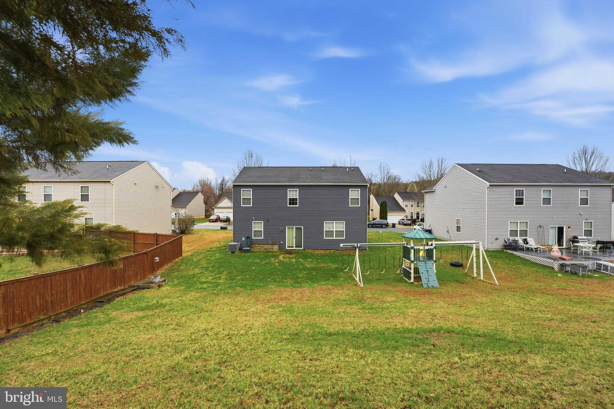 235 Daliah Way photo 37