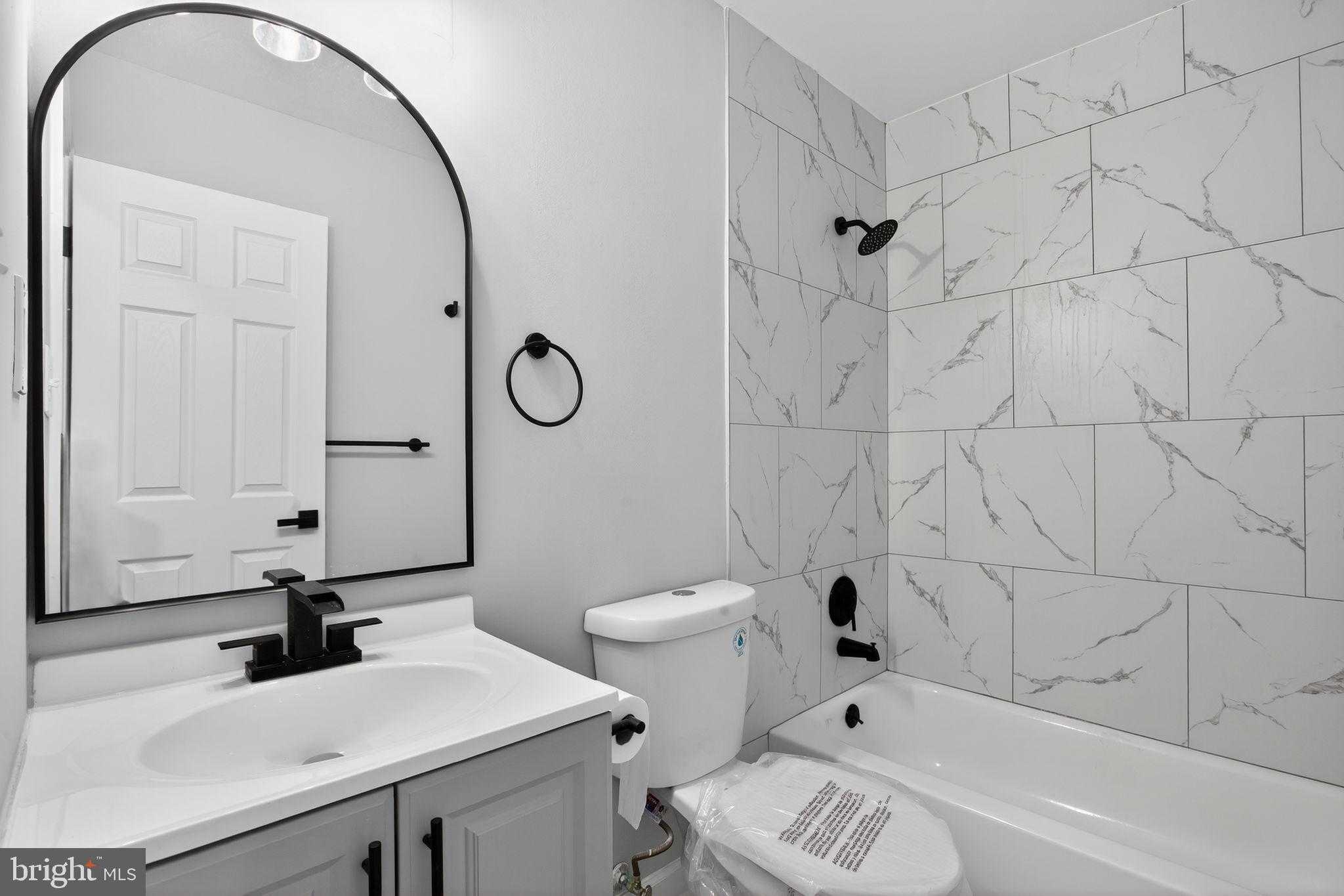 9604 Middleridge CT photo 22