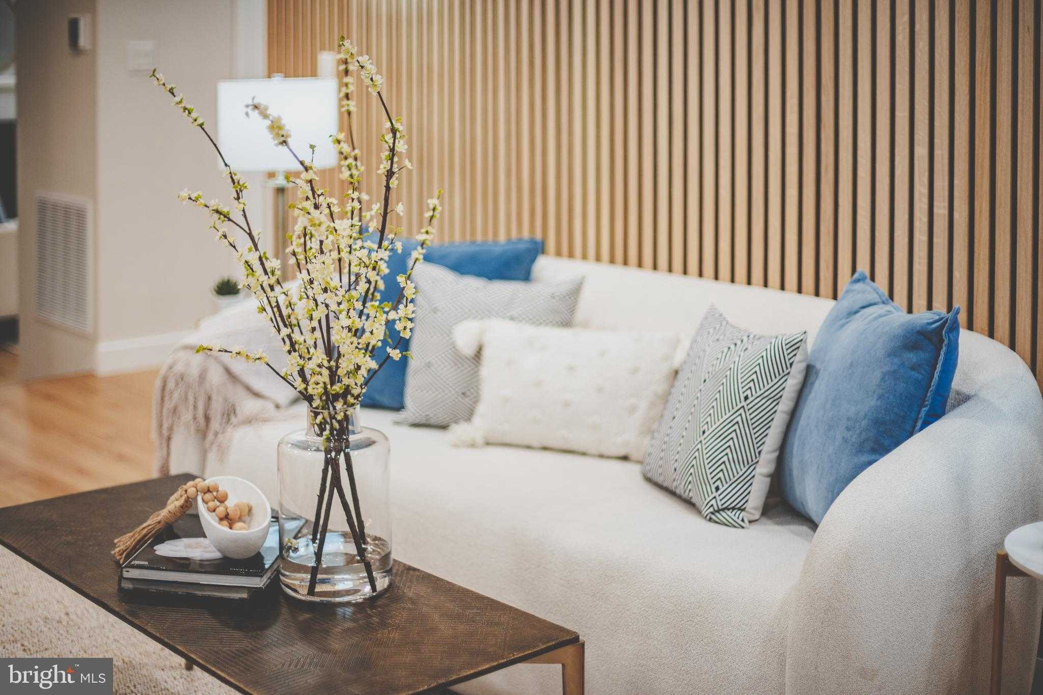 7204 Joshua Tree Ln photo 9