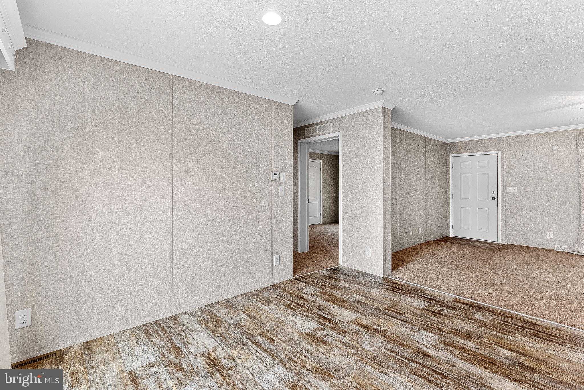 135 Gregory Pl photo 9